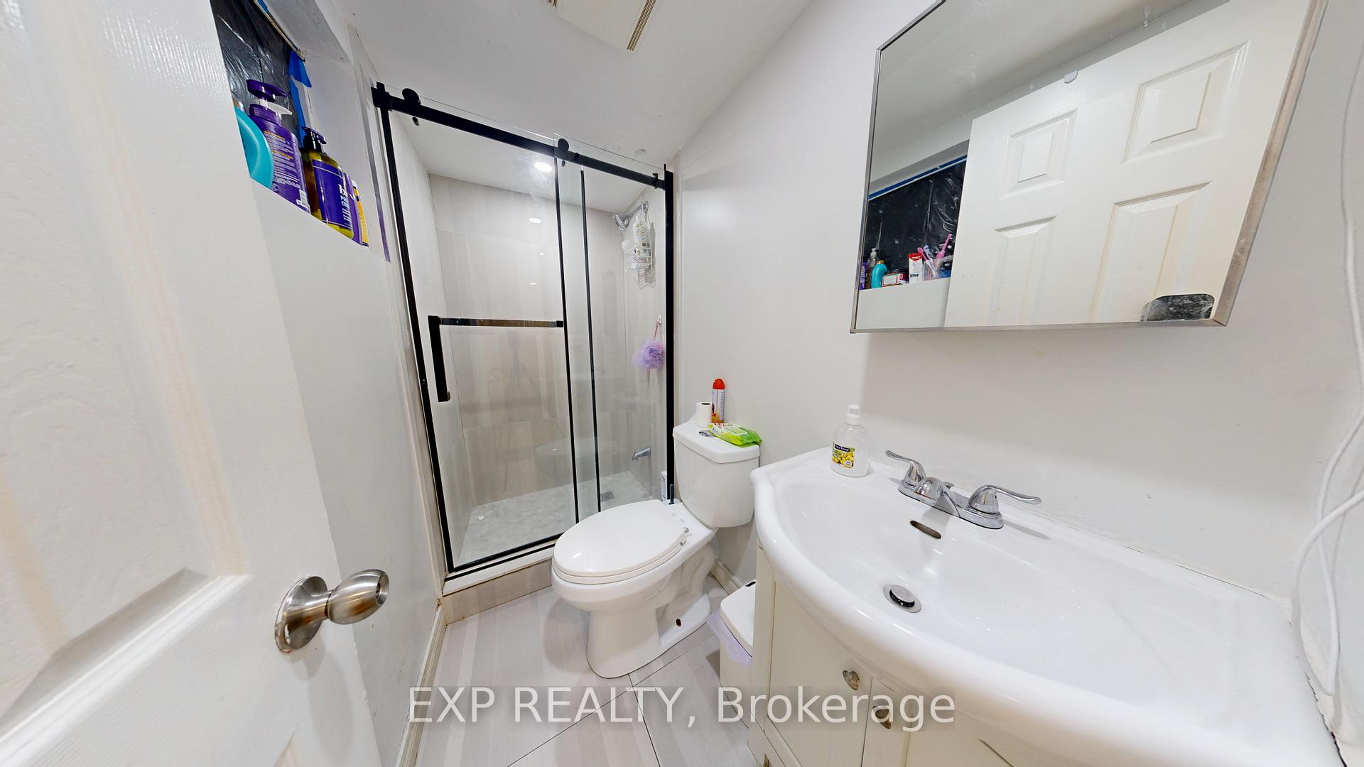 Photo 46 of 19 Riviera Drive, Vaughan, Glen Shields — HOMEH