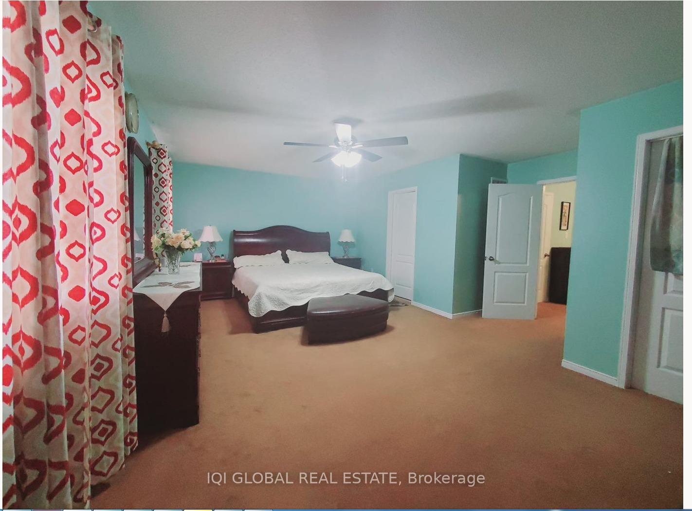 Photo 8 of 6 Kuba Way, Markham, Middlefield — HOMEH