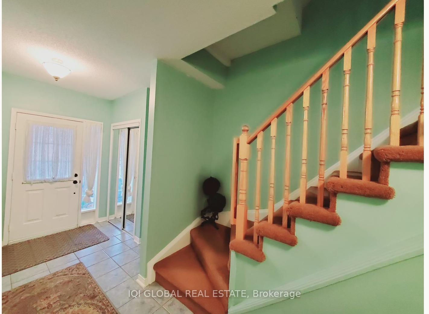 Photo 10 of 6 Kuba Way, Markham, Middlefield — HOMEH