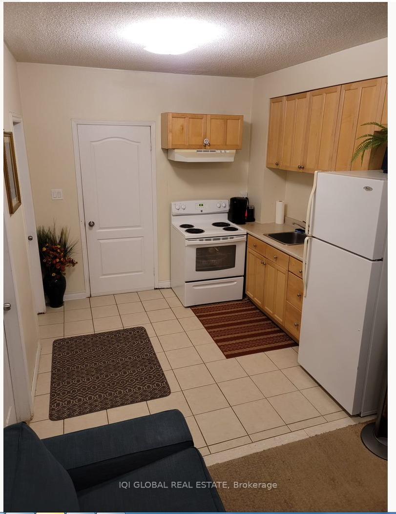 Photo 16 of 6 Kuba Way, Markham, Middlefield — HOMEH