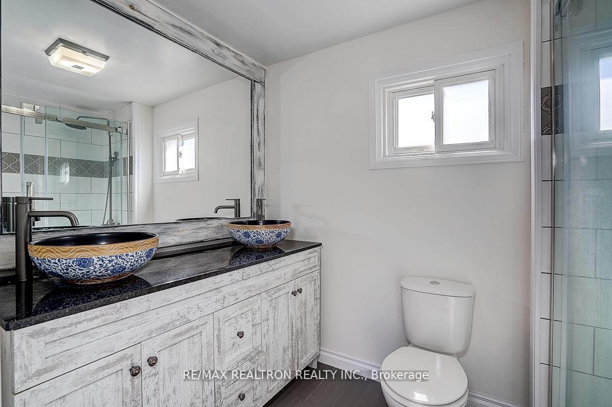 Photo 29 of 31 Blair Crescent, Barrie, Grove East — HOMEH