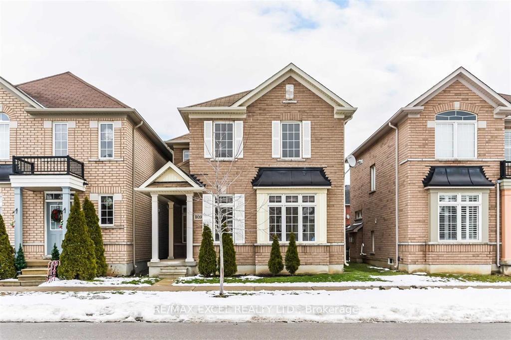 Front of 809 Cornell Rouge Boulevard