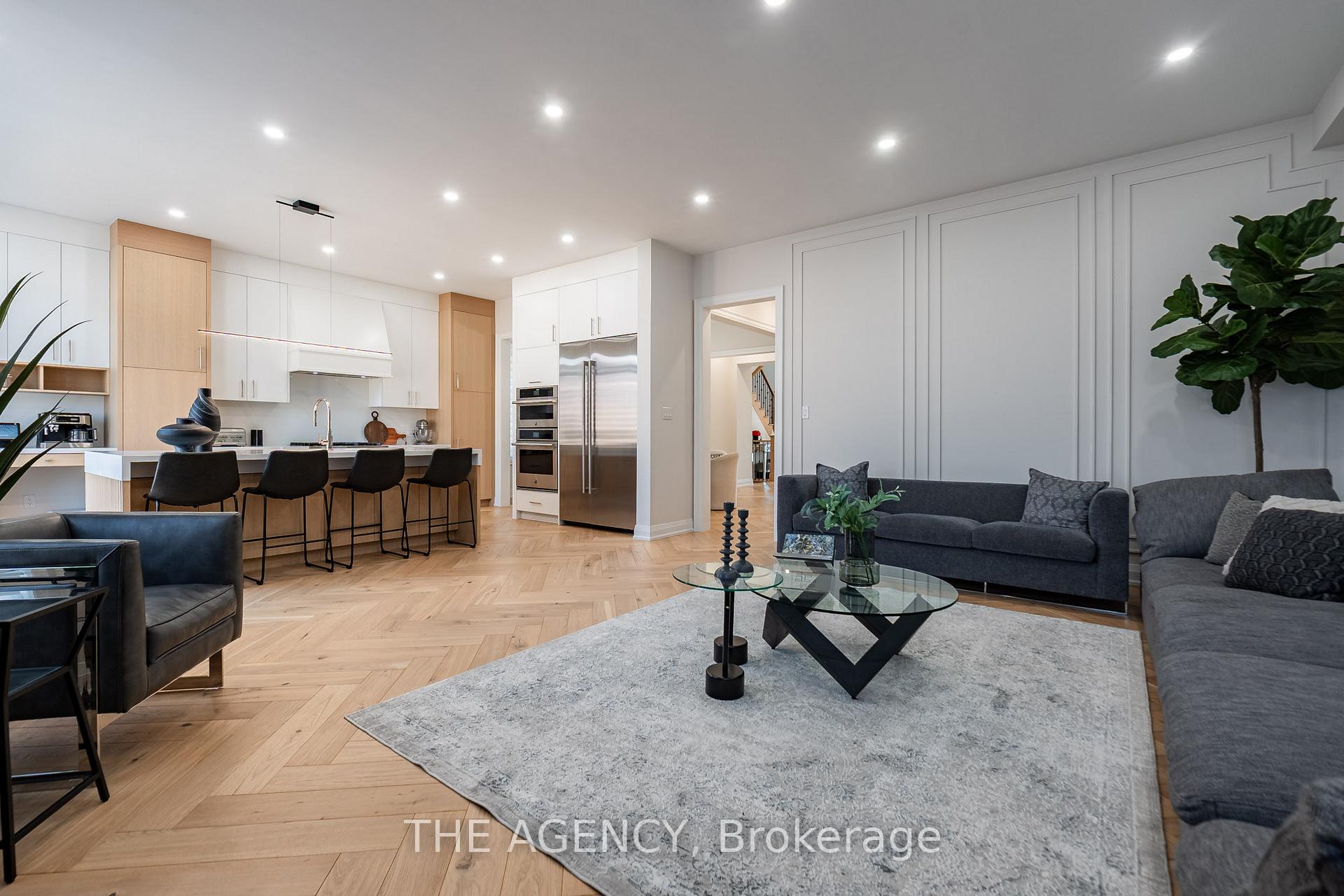 Photo 4 of 86 Bellefond Street, Vaughan, Kleinburg — HOMEH