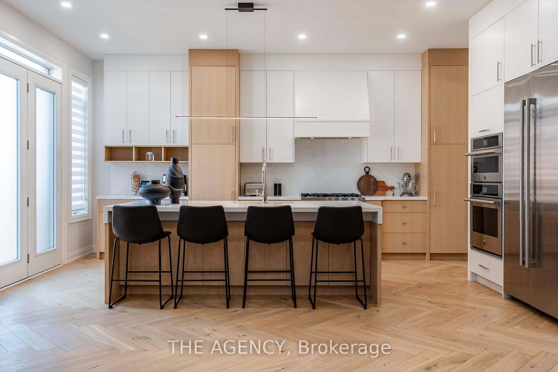 Photo 7 of 86 Bellefond Street, Vaughan, Kleinburg — HOMEH