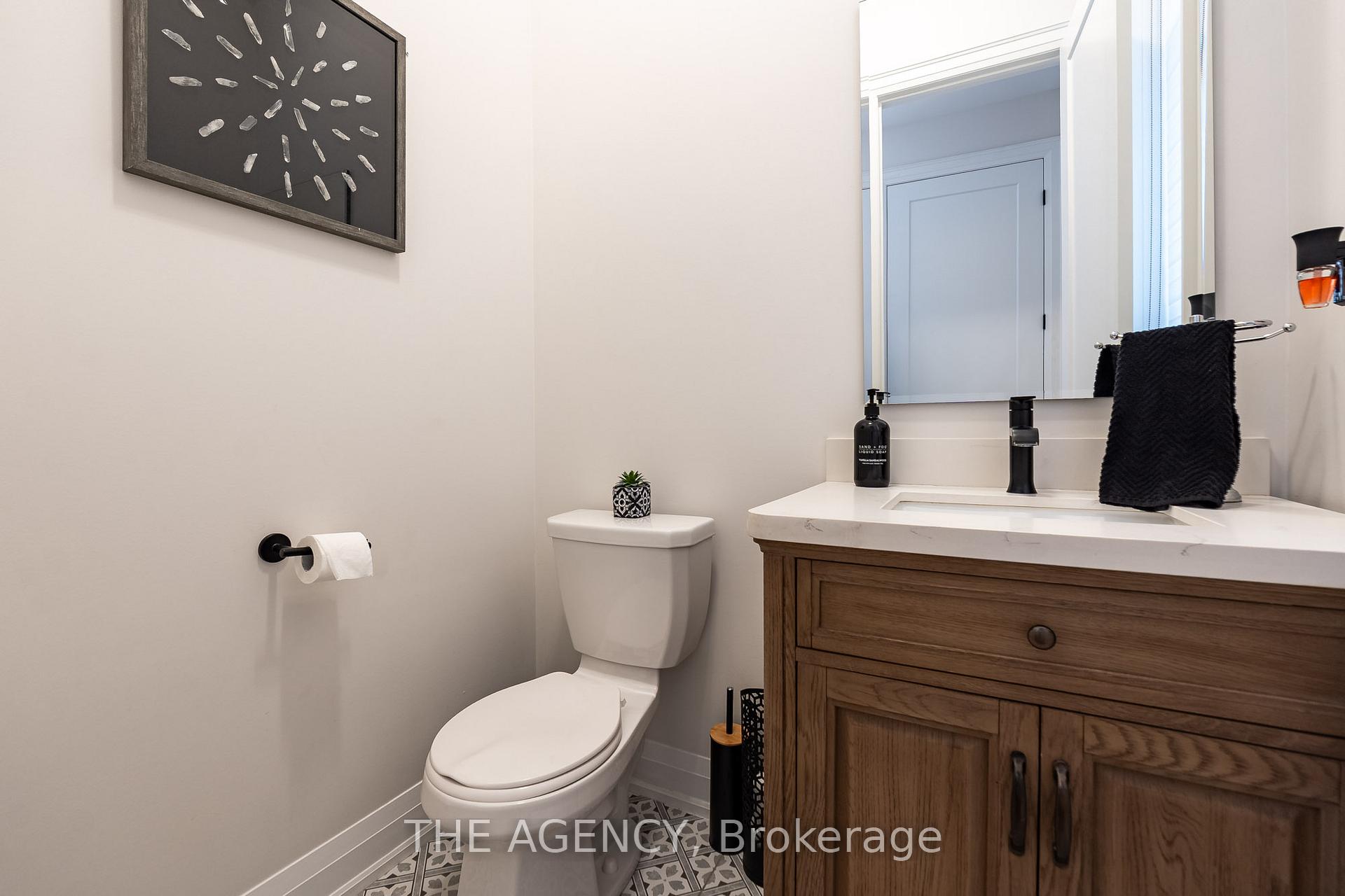 Photo 13 of 86 Bellefond Street, Vaughan, Kleinburg — HOMEH