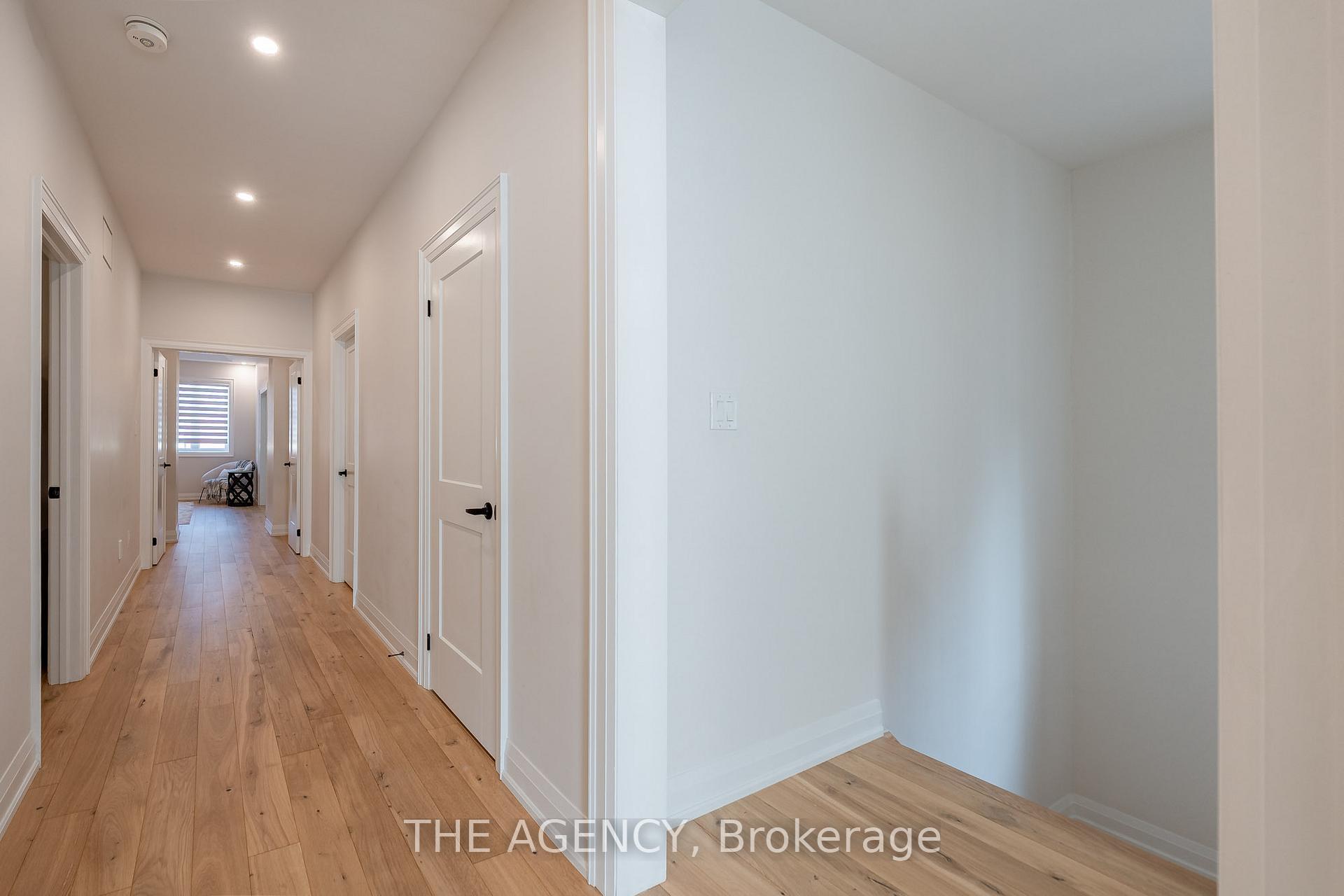 Photo 16 of 86 Bellefond Street, Vaughan, Kleinburg — HOMEH