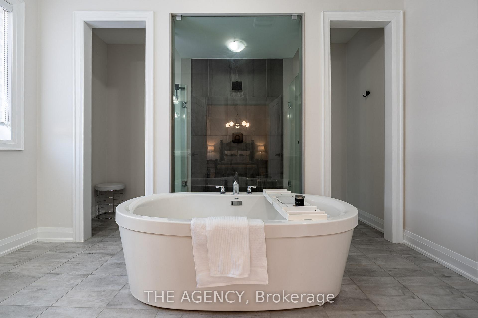 Photo 18 of 86 Bellefond Street, Vaughan, Kleinburg — HOMEH