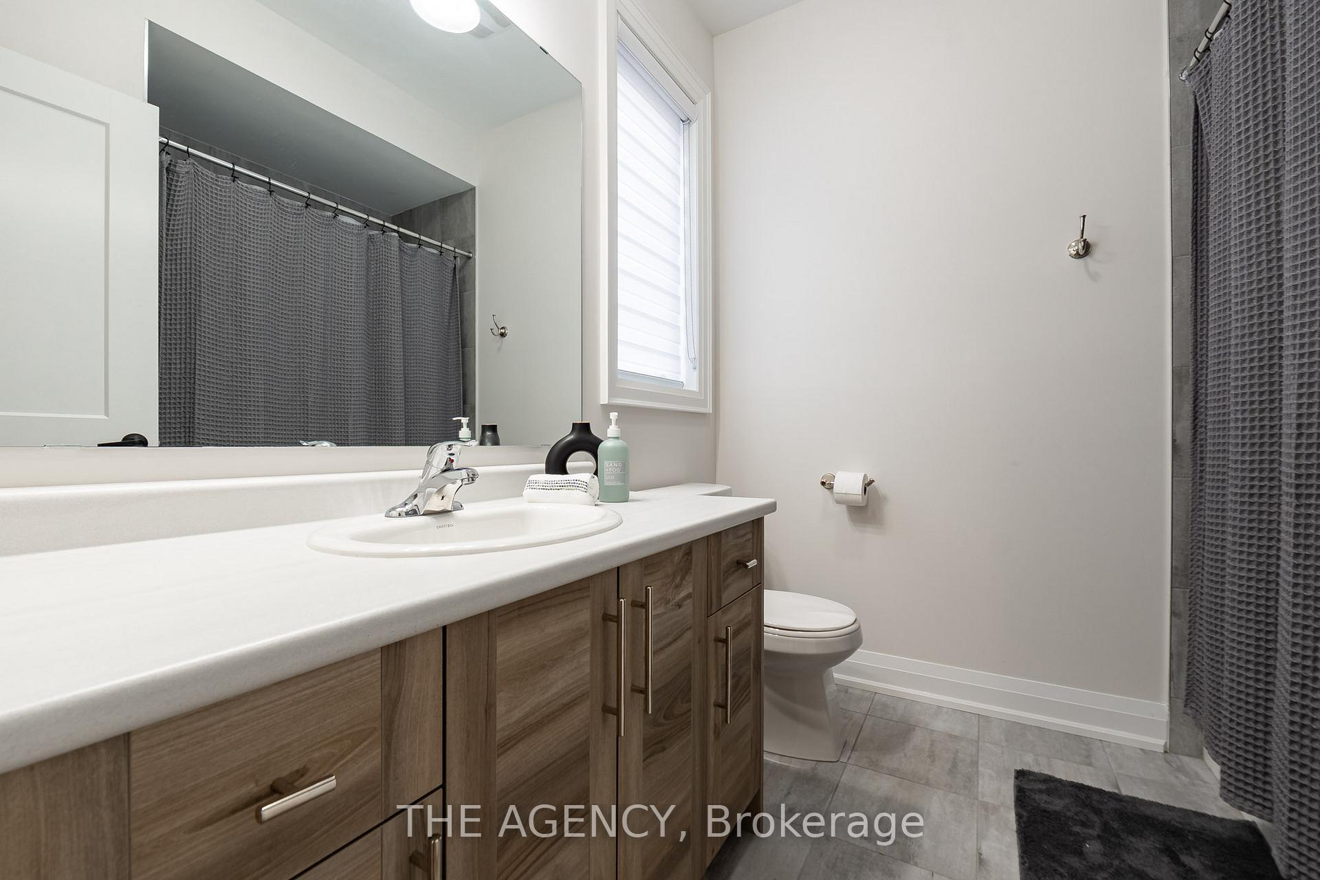 Photo 28 of 86 Bellefond Street, Vaughan, Kleinburg — HOMEH