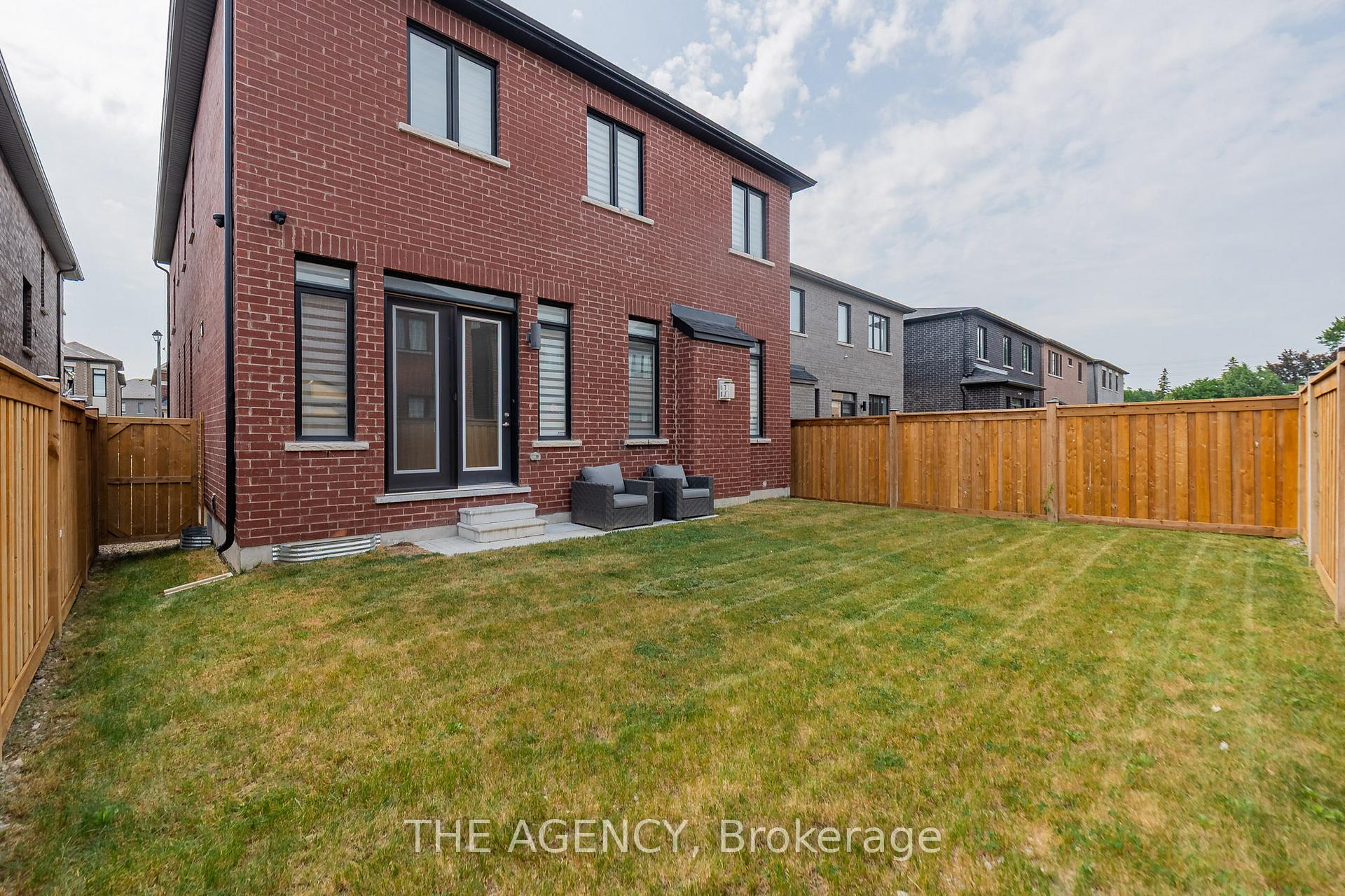 Photo 29 of 86 Bellefond Street, Vaughan, Kleinburg — HOMEH