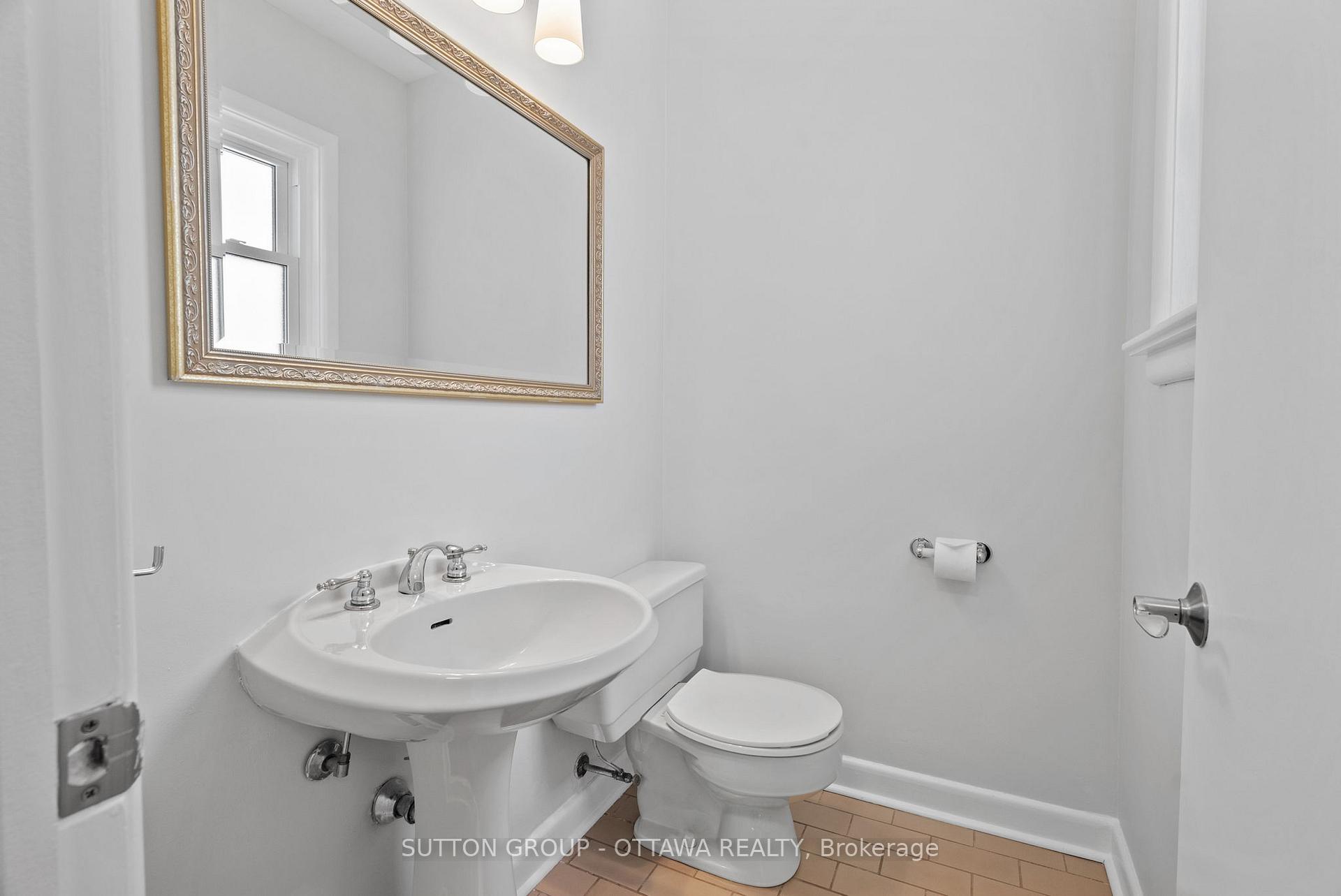 Photo 8 of 515 Bathurst Avenue, Ottawa, Riverview Park — HOMEH