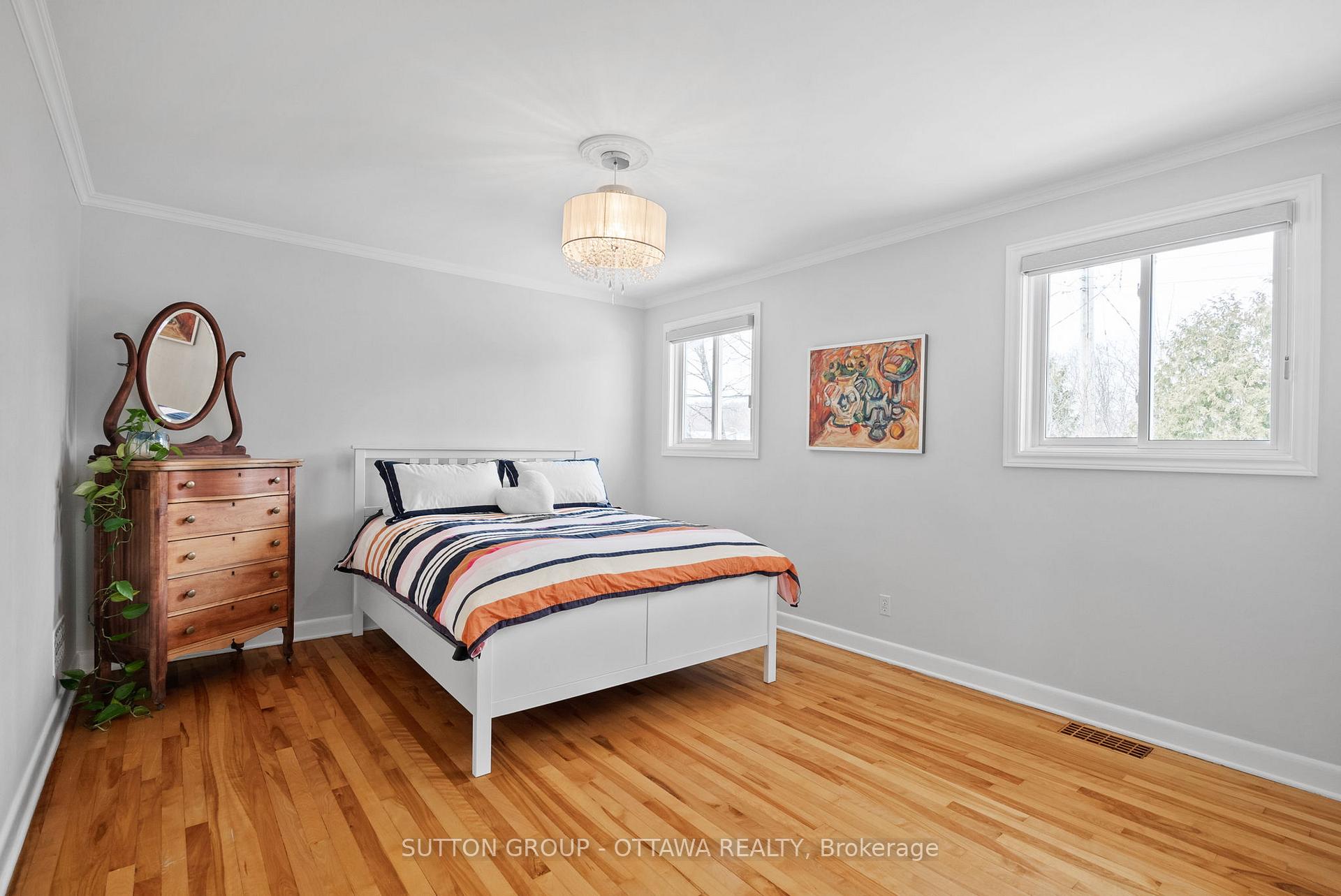 Photo 14 of 515 Bathurst Avenue, Ottawa, Riverview Park — HOMEH