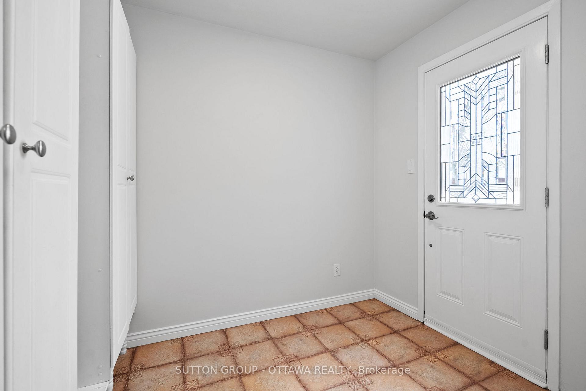 Photo 18 of 515 Bathurst Avenue, Ottawa, Riverview Park — HOMEH