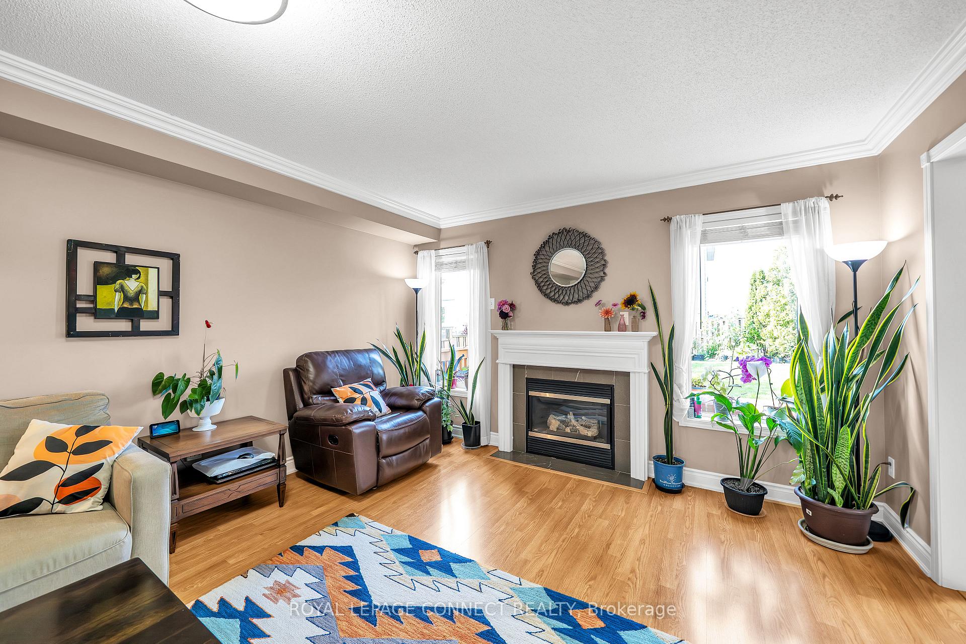Photo 3 of 4 Lonsdale Court, Whitby, Lynde Creek — HOMEH
