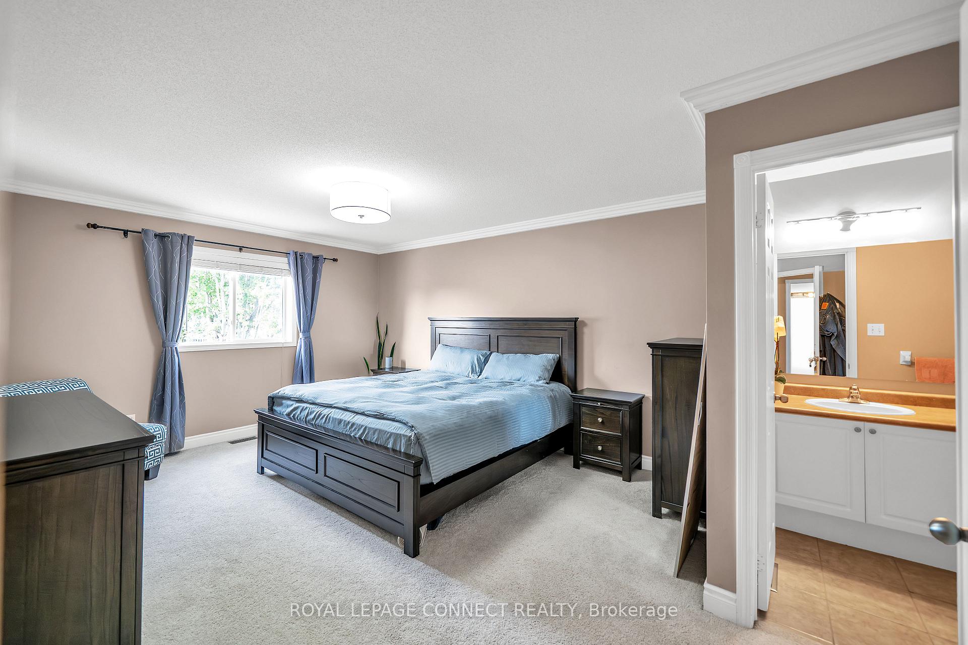 Photo 7 of 4 Lonsdale Court, Whitby, Lynde Creek — HOMEH