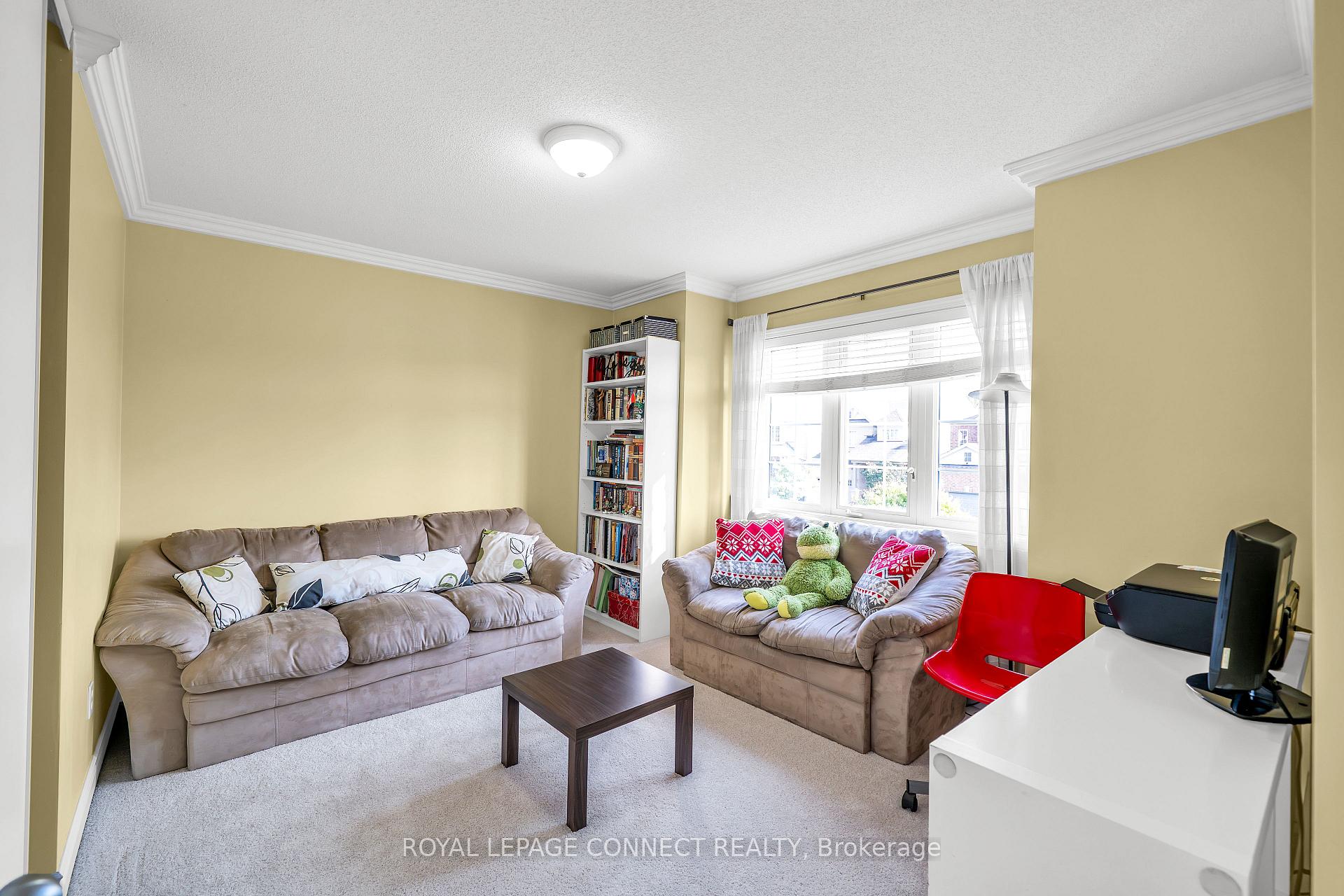 Photo 9 of 4 Lonsdale Court, Whitby, Lynde Creek — HOMEH