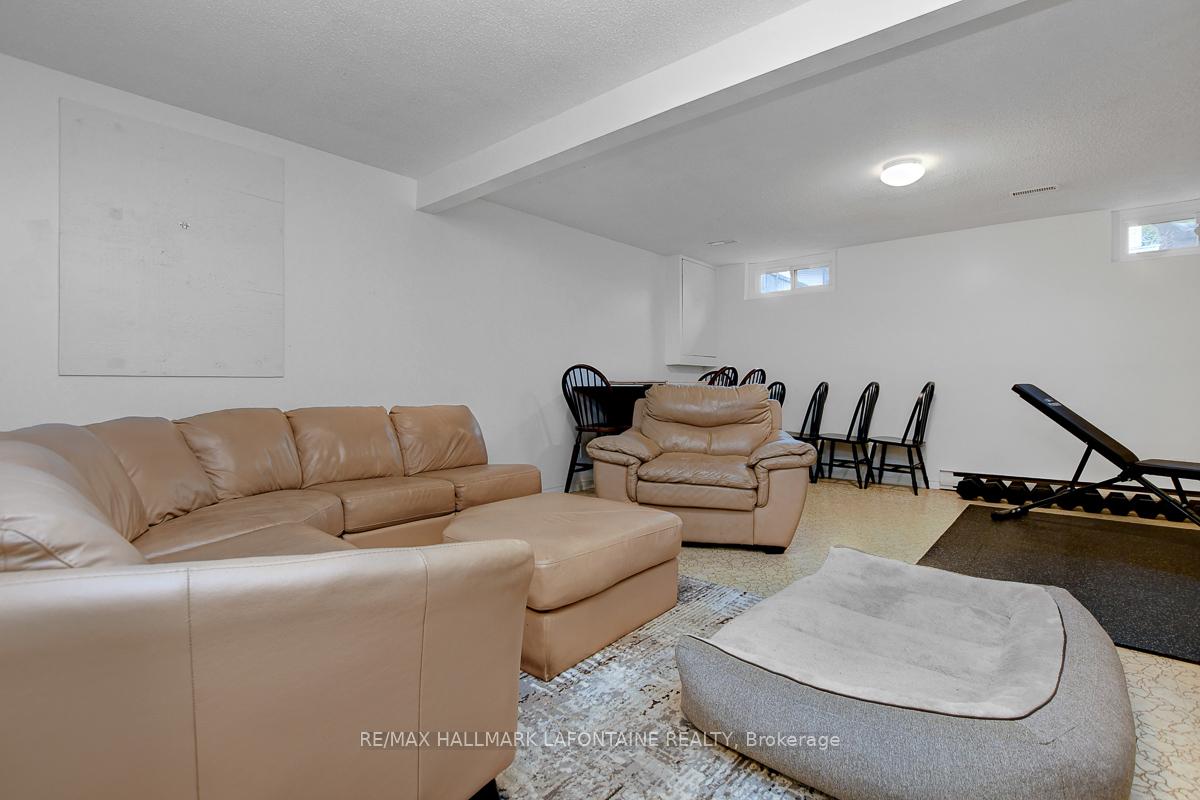 Photo 24 of 18 Vanessa Terrace, Ottawa, Barrhaven - Pheasant Run — HOMEH