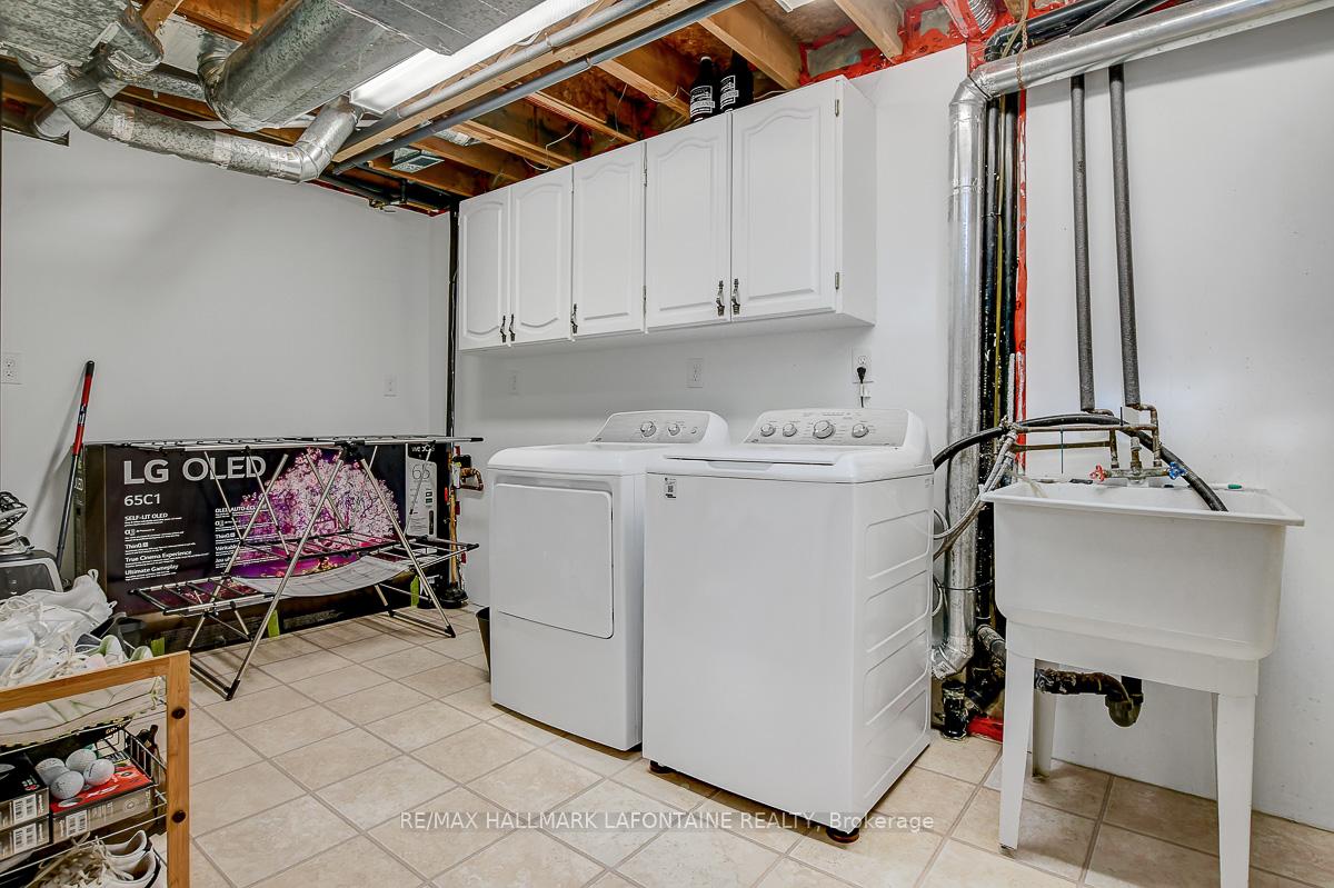 Photo 31 of 18 Vanessa Terrace, Ottawa, Barrhaven - Pheasant Run — HOMEH