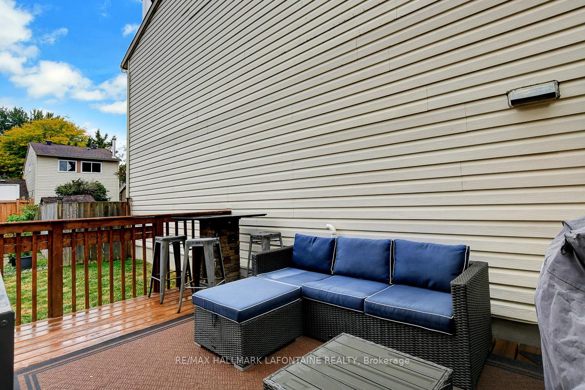 Photo 30 of 18 Vanessa Terrace, Ottawa, Barrhaven - Pheasant Run — HOMEH