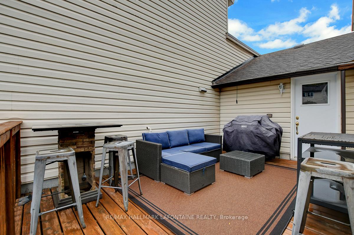 Photo 33 of 18 Vanessa Terrace, Ottawa, Barrhaven - Pheasant Run — HOMEH