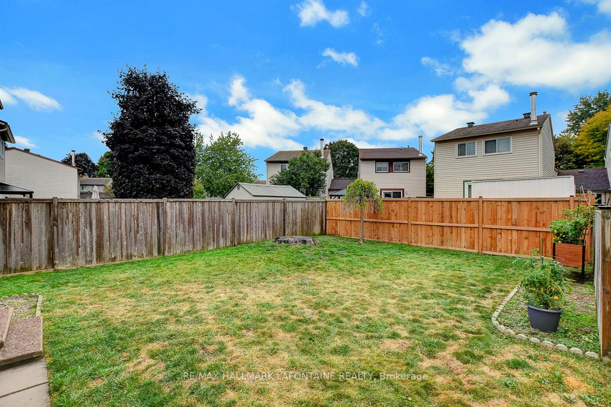 Photo 34 of 18 Vanessa Terrace, Ottawa, Barrhaven - Pheasant Run — HOMEH