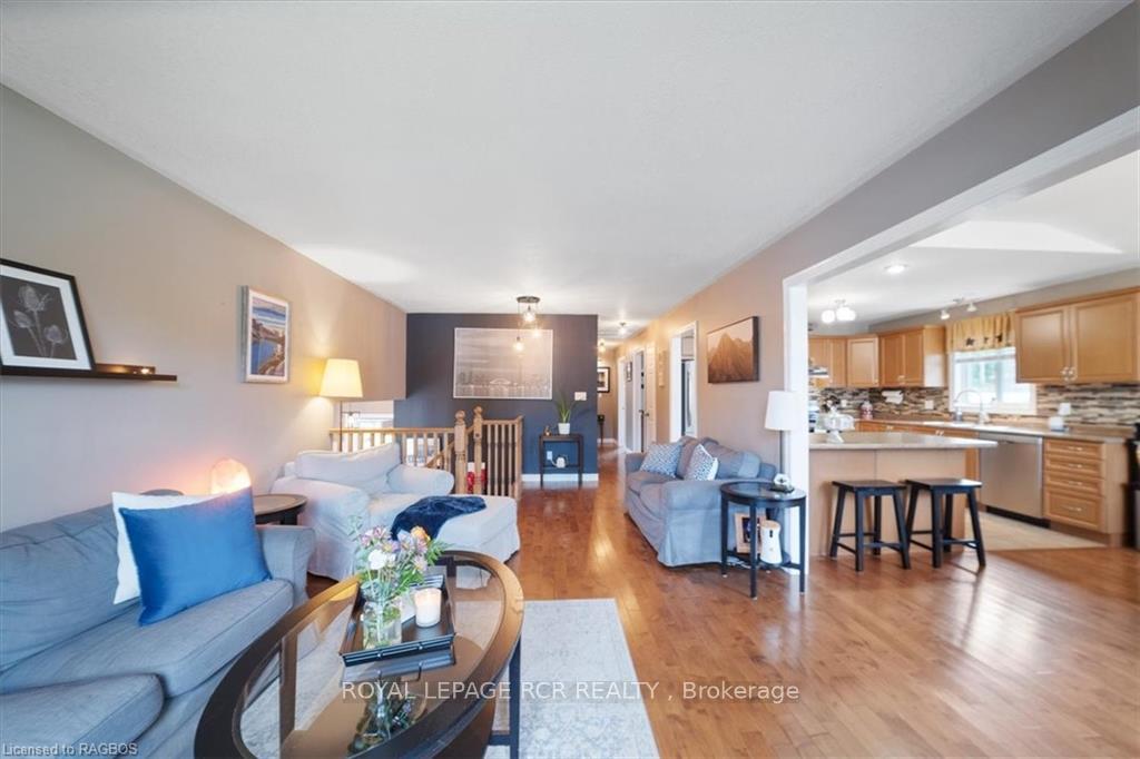 Photo 9 of 107 Macdonald Crescent, West Grey — HOMEH