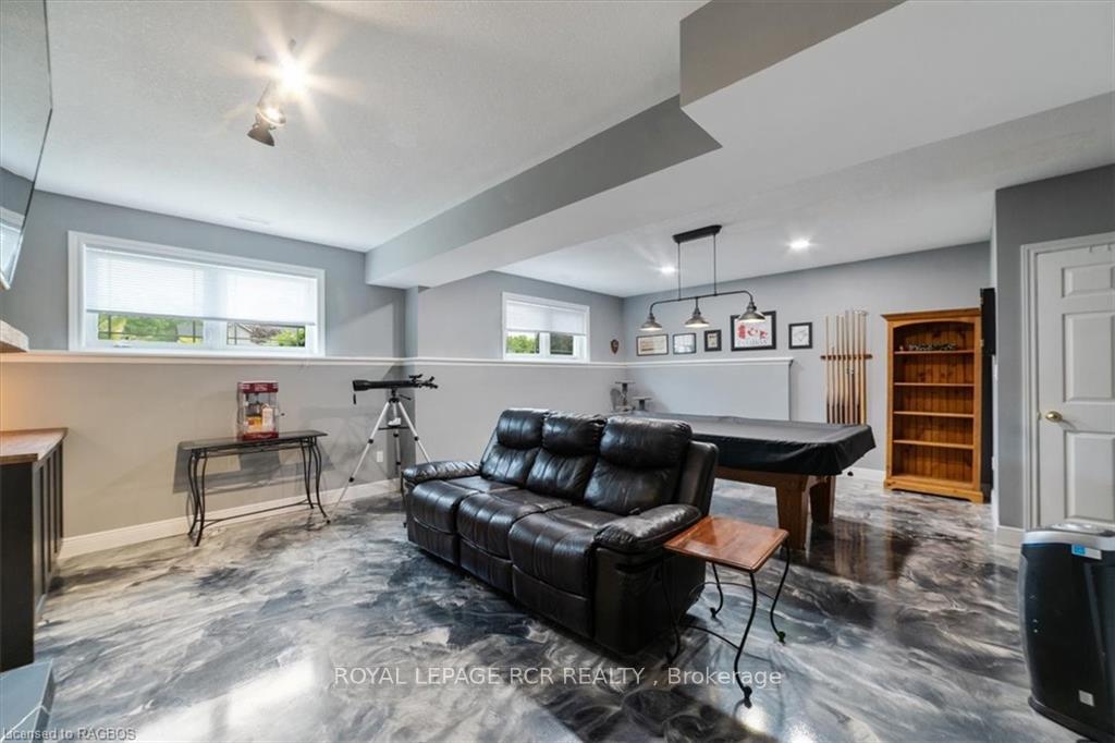 Photo 27 of 107 Macdonald Crescent, West Grey — HOMEH