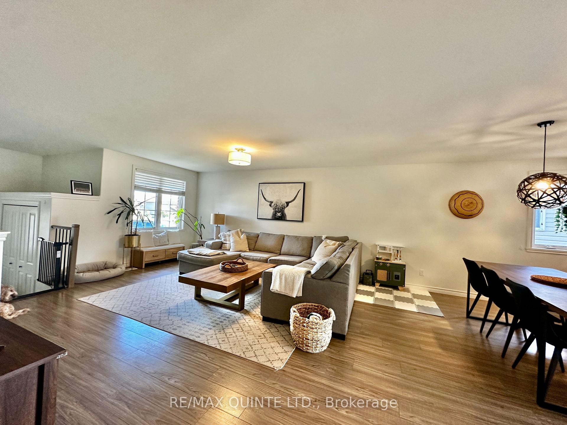 Photo 8 of 138 Greenhill Lane, Belleville, Belleville Ward — HOMEH