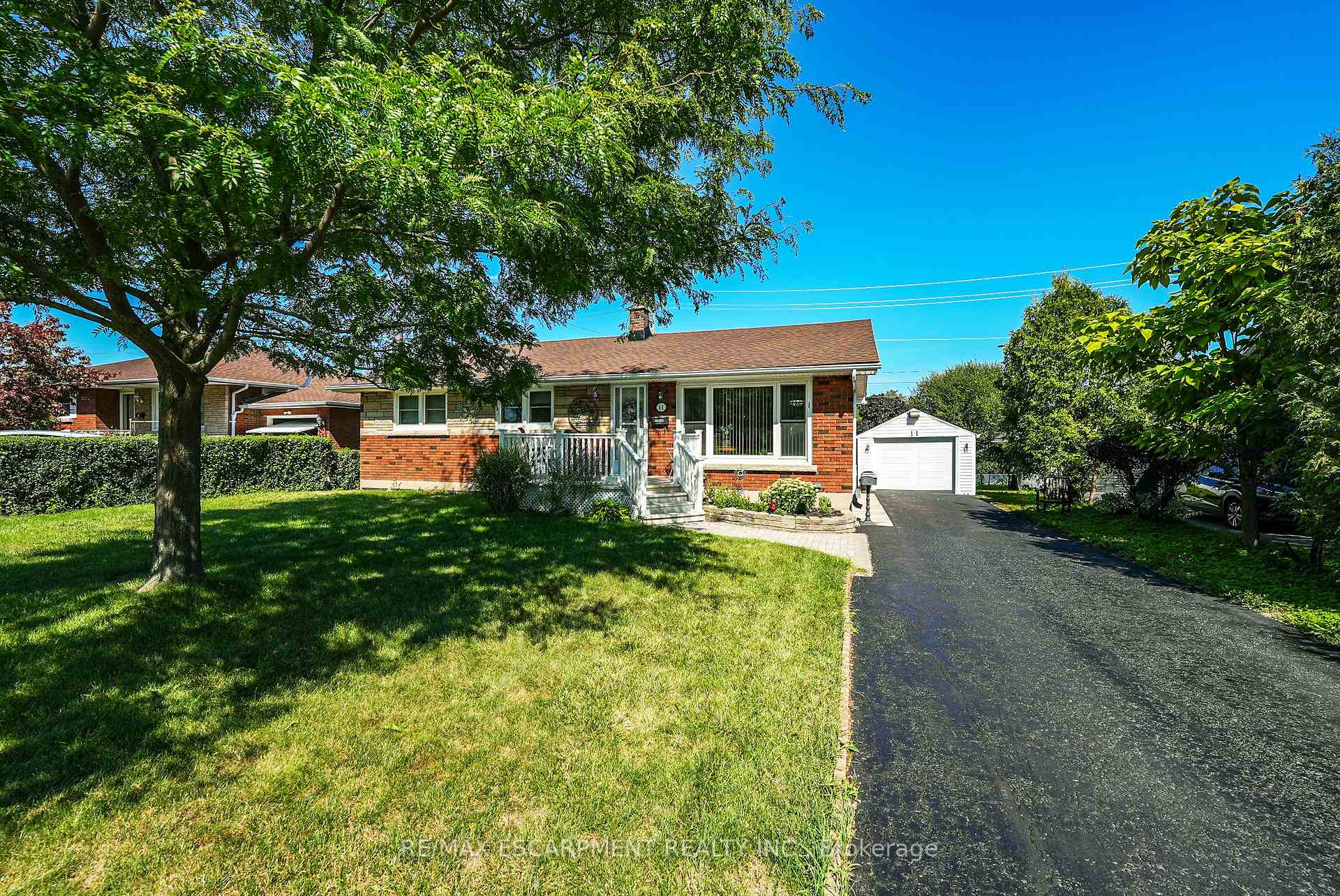 Photo 1 of 11 Riverview Drive, Welland, Prince Charles — HOMEH