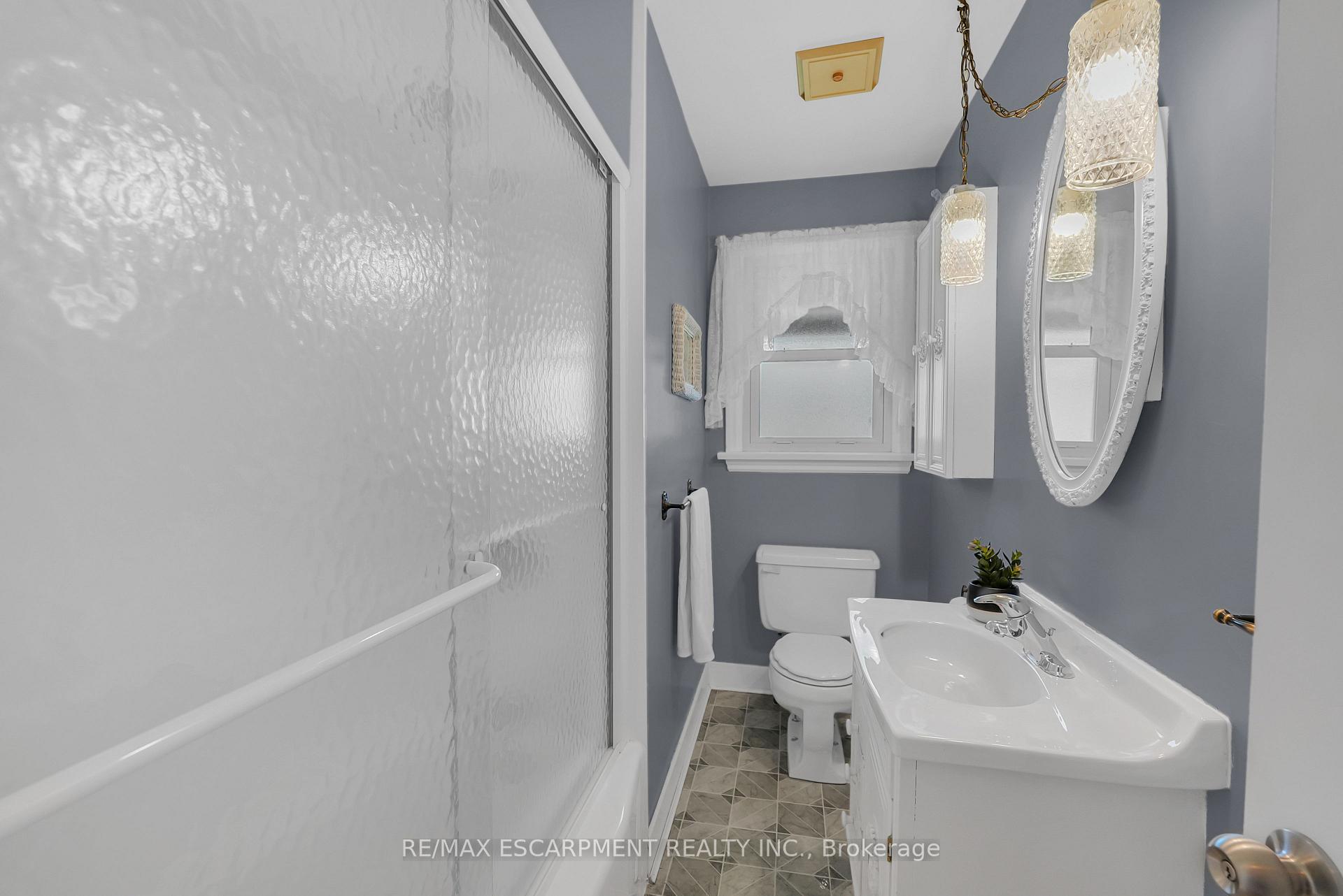 Photo 13 of 11 Riverview Drive, Welland, Prince Charles — HOMEH