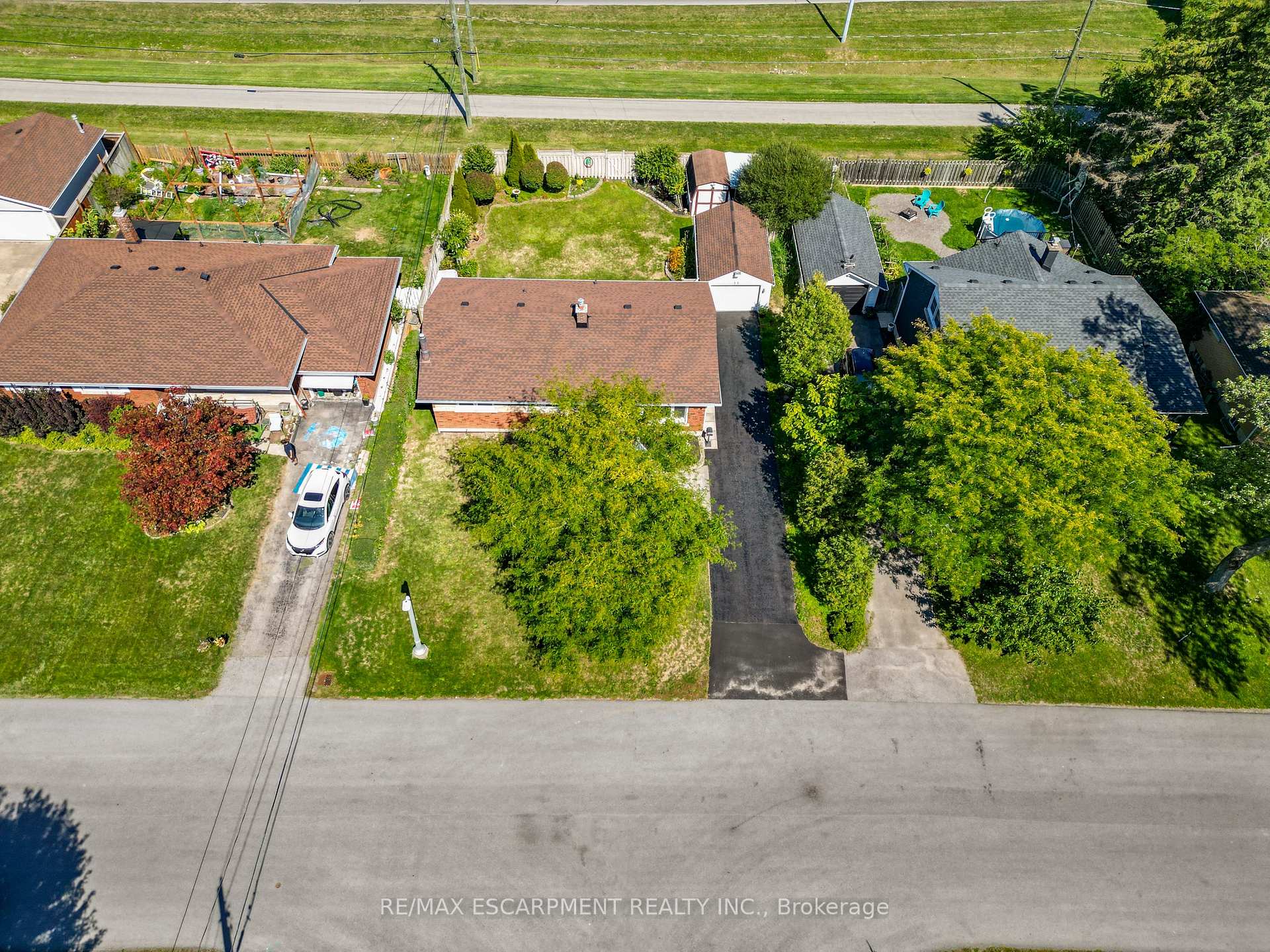 Photo 23 of 11 Riverview Drive, Welland, Prince Charles — HOMEH