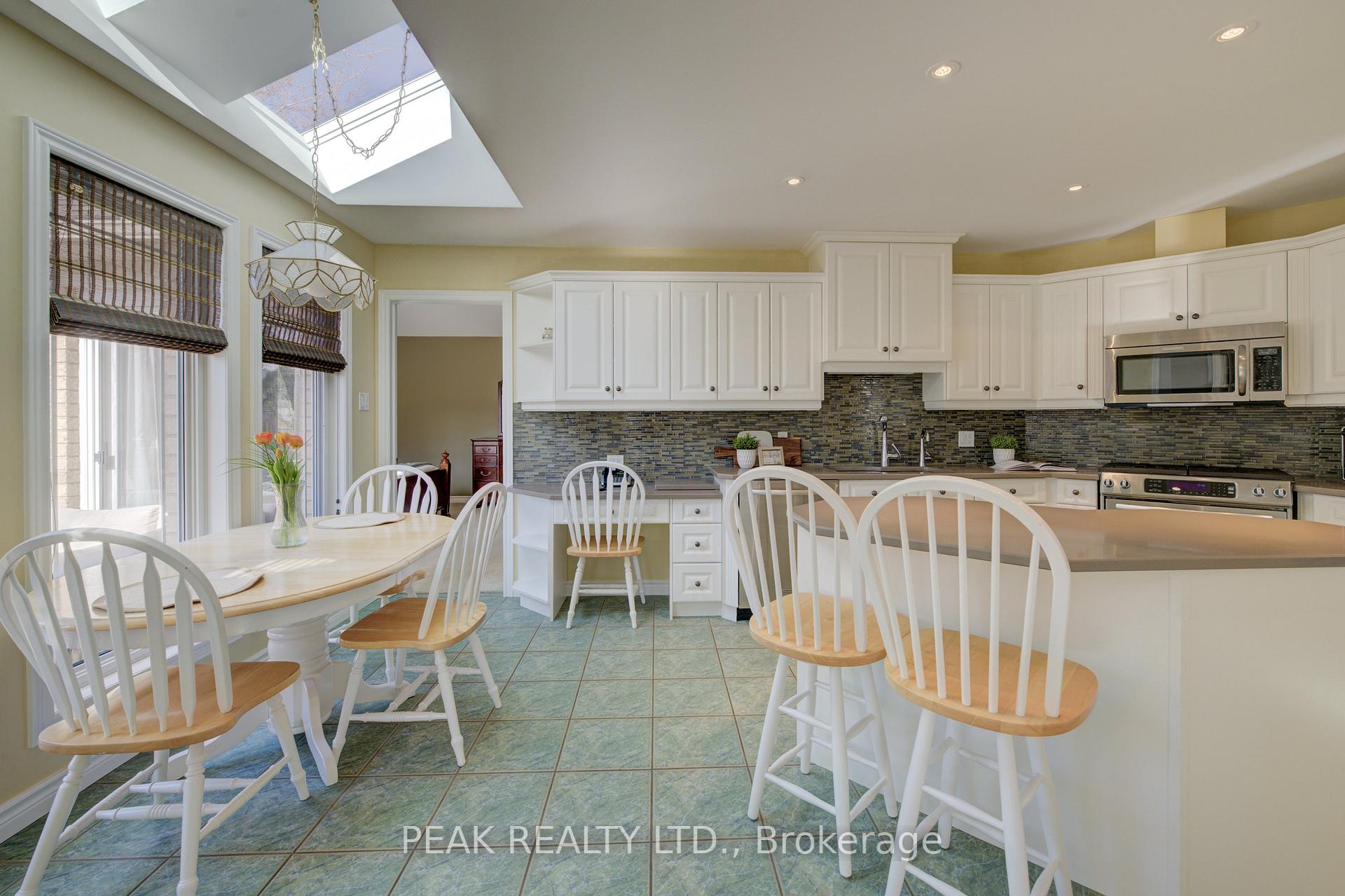 Photo 11 of 1 Chancellor Drive, Woolwich — HOMEH