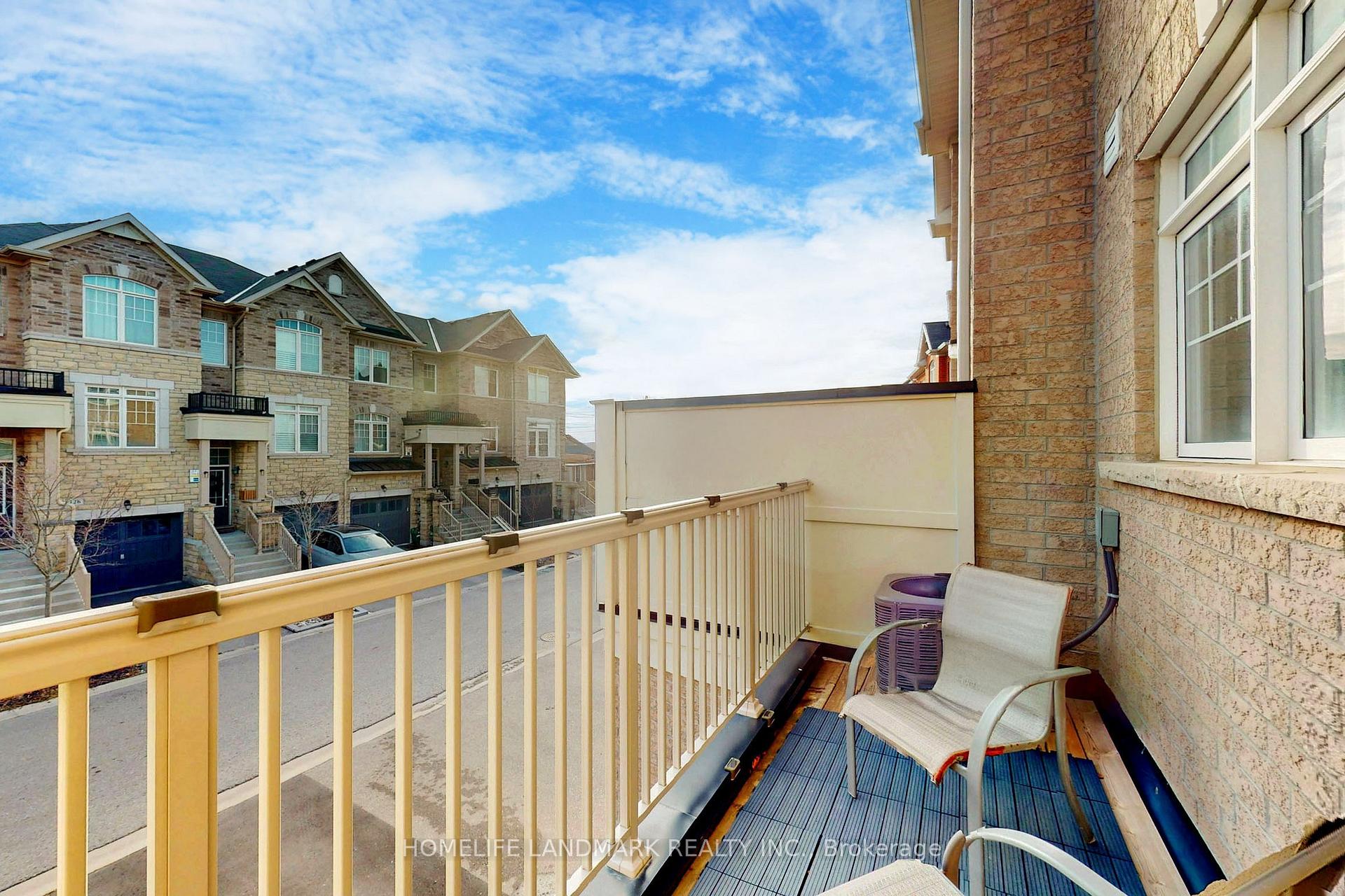 Photo 29 of 125 Dundas Way, Markham, Greensborough — HOMEH