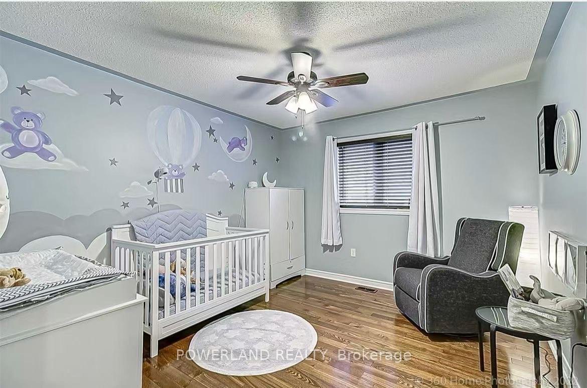 Photo 8 of 112 Redmond Drive, Vaughan, Patterson — HOMEH