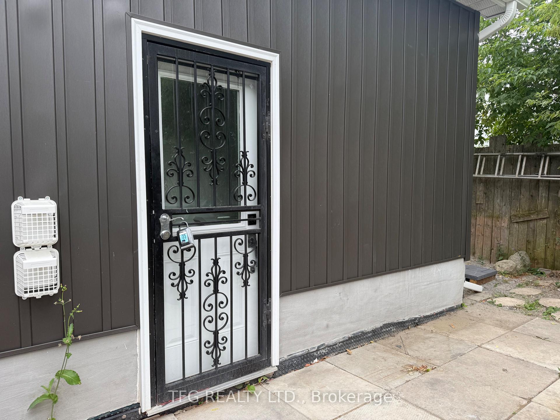 Photo 4 of Unit bsmt, 600 Athol Street, Whitby, Downtown Whitby — HOMEH