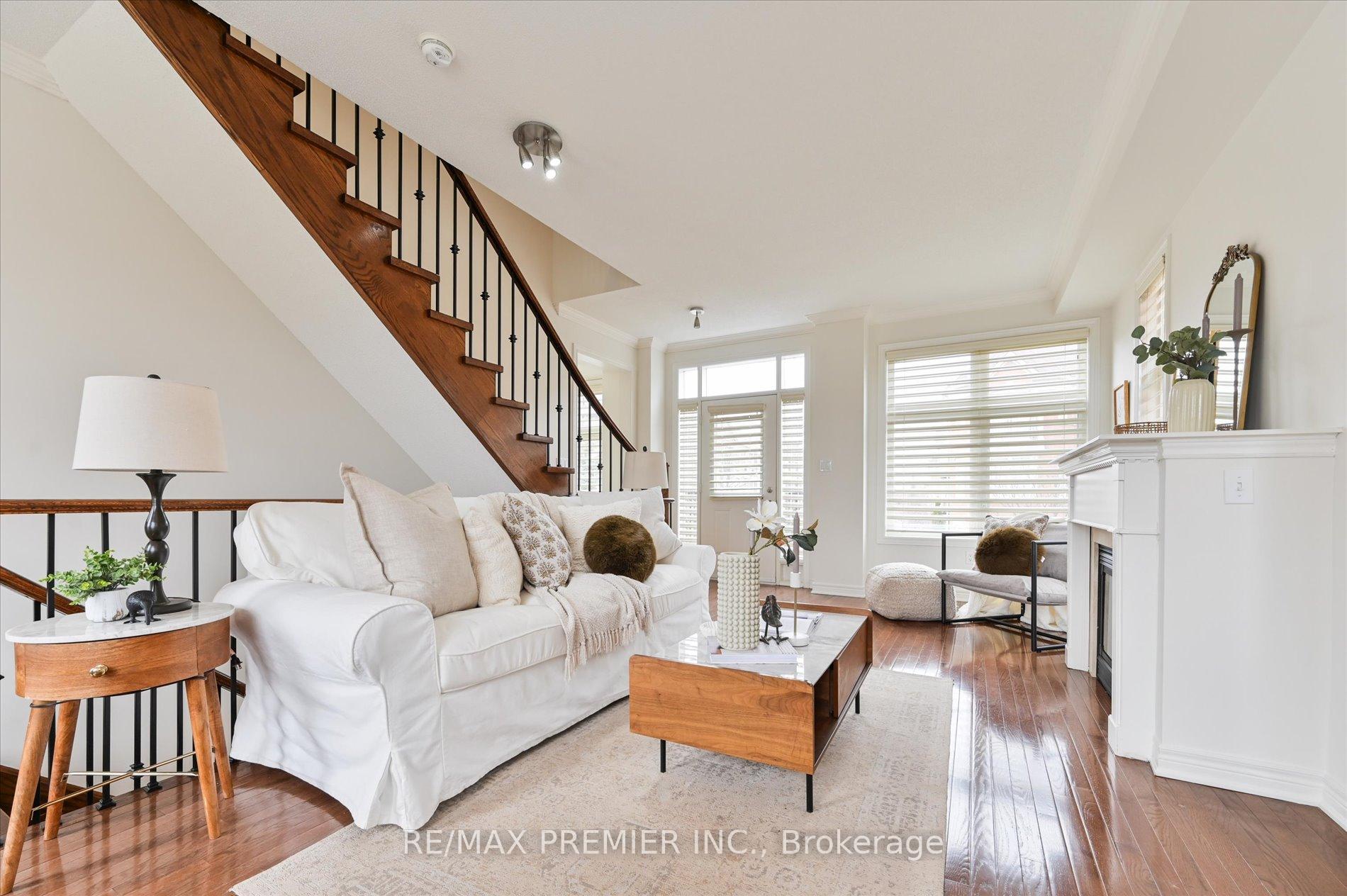 Photo 13 of 30 Helen Street, Vaughan, East Woodbridge — HOMEH