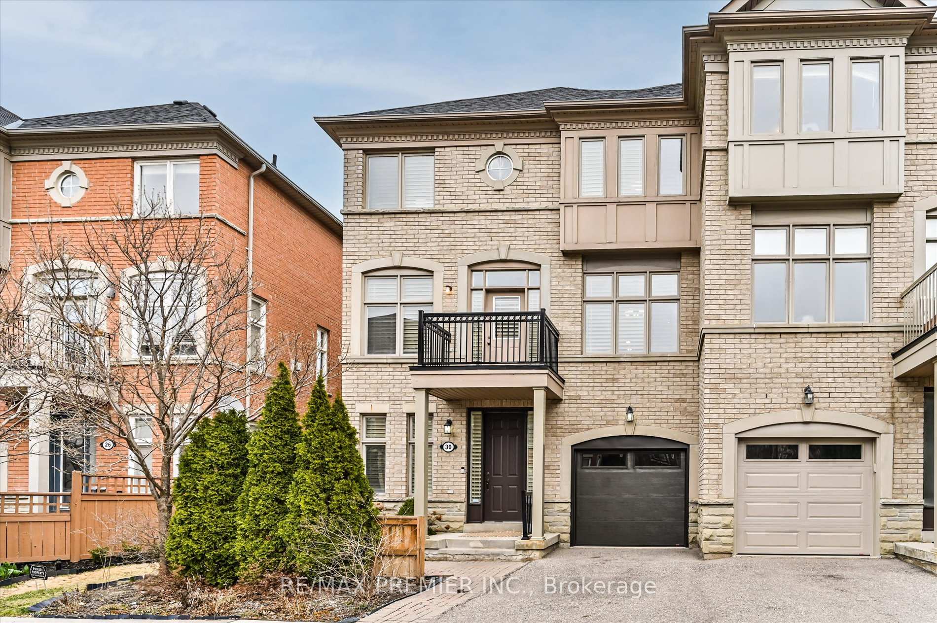 Photo 33 of 30 Helen Street, Vaughan, East Woodbridge — HOMEH