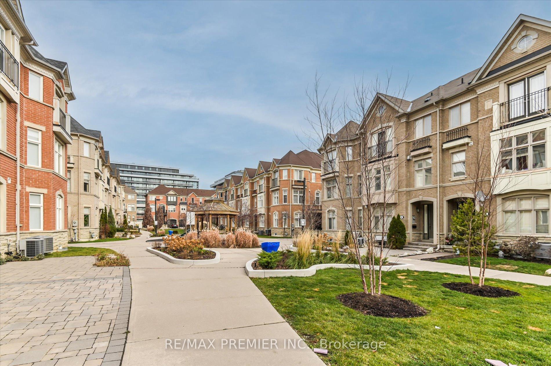 Photo 37 of 30 Helen Street, Vaughan, East Woodbridge — HOMEH