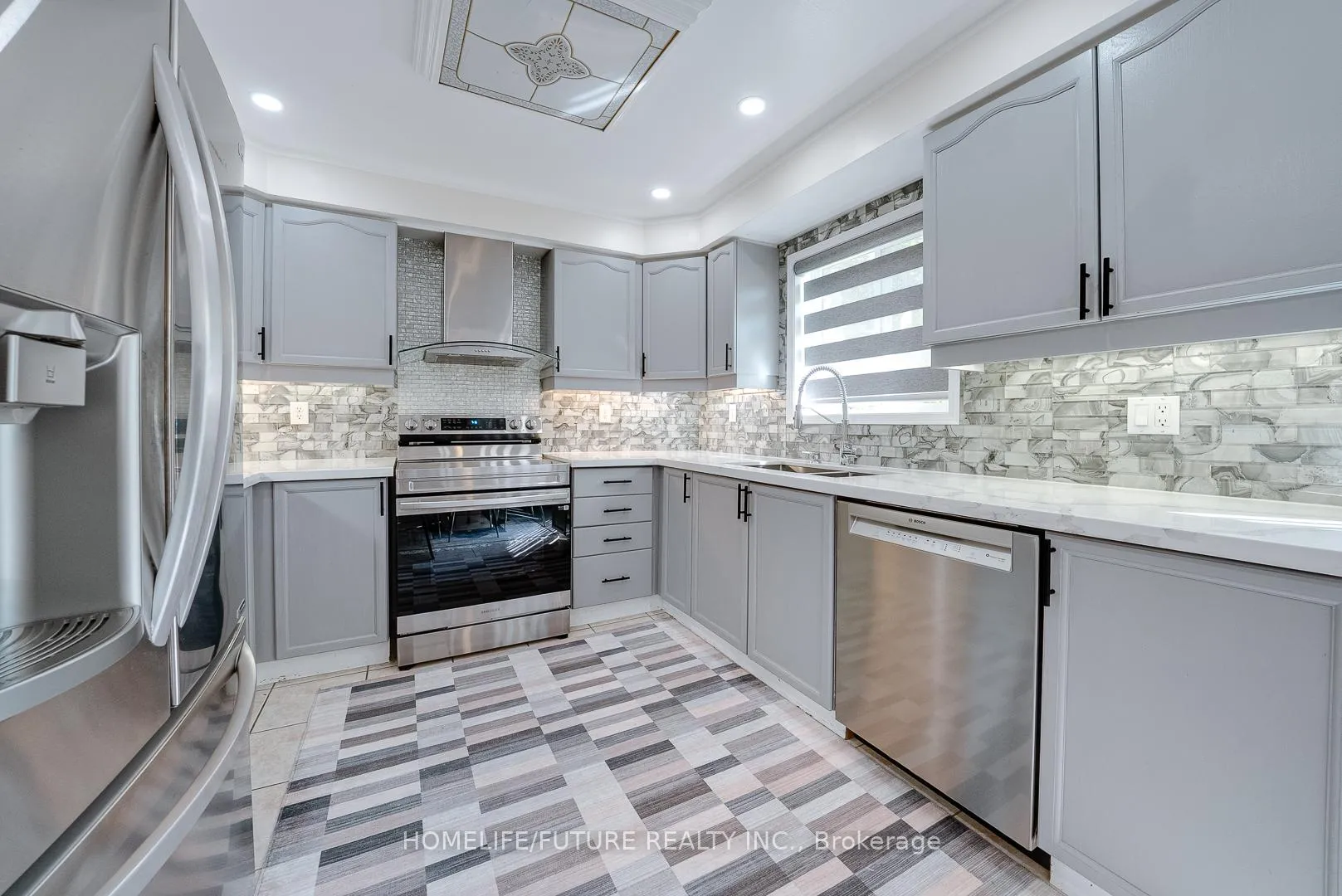 Photo 17 of 27 Oleary Drive, Ajax, South East — HOMEH