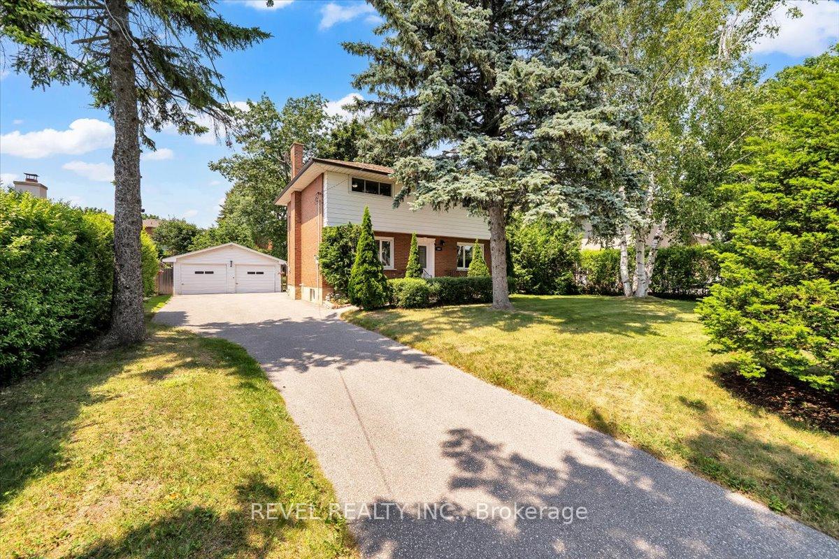 Photo 1 of 204 Hazelwood Drive, Whitby, Blue Grass Meadows — HOMEH