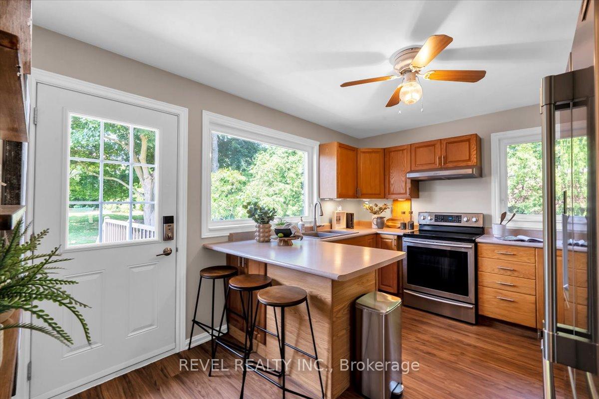 Photo 23 of 204 Hazelwood Drive, Whitby, Blue Grass Meadows — HOMEH