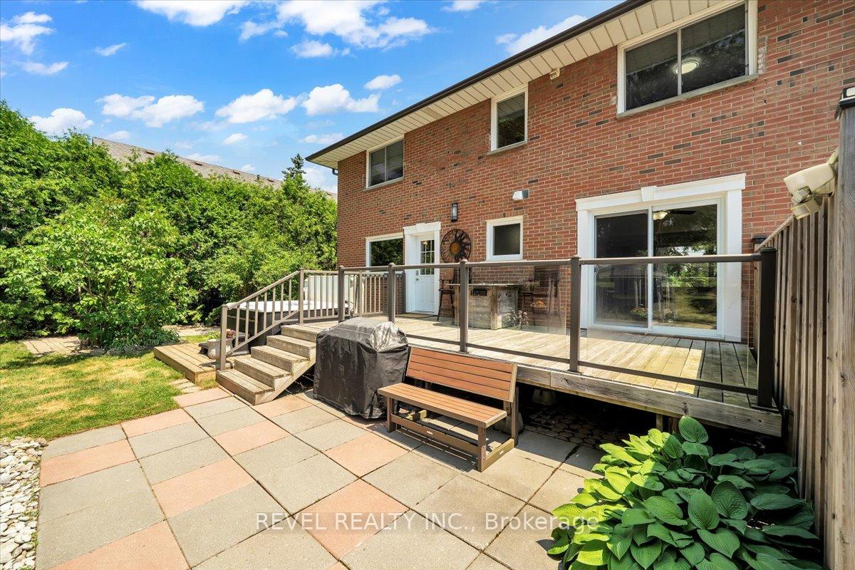 Photo 31 of 204 Hazelwood Drive, Whitby, Blue Grass Meadows — HOMEH