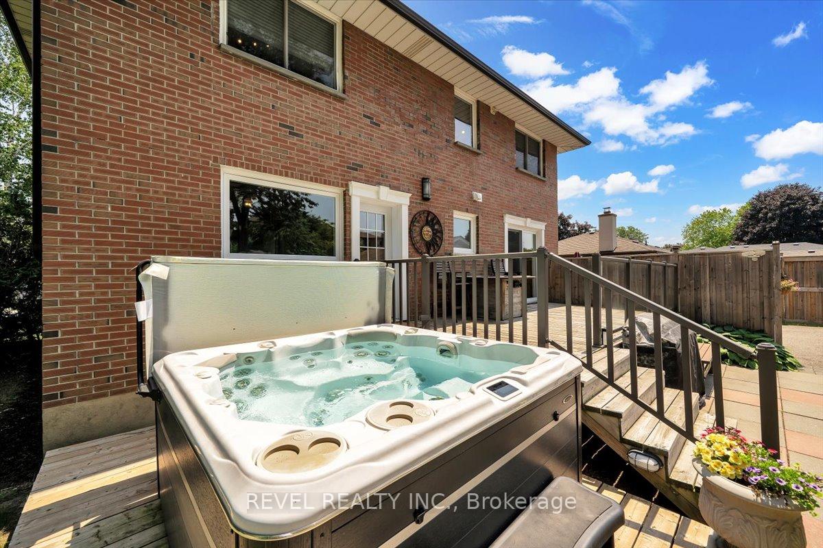 Photo 33 of 204 Hazelwood Drive, Whitby, Blue Grass Meadows — HOMEH
