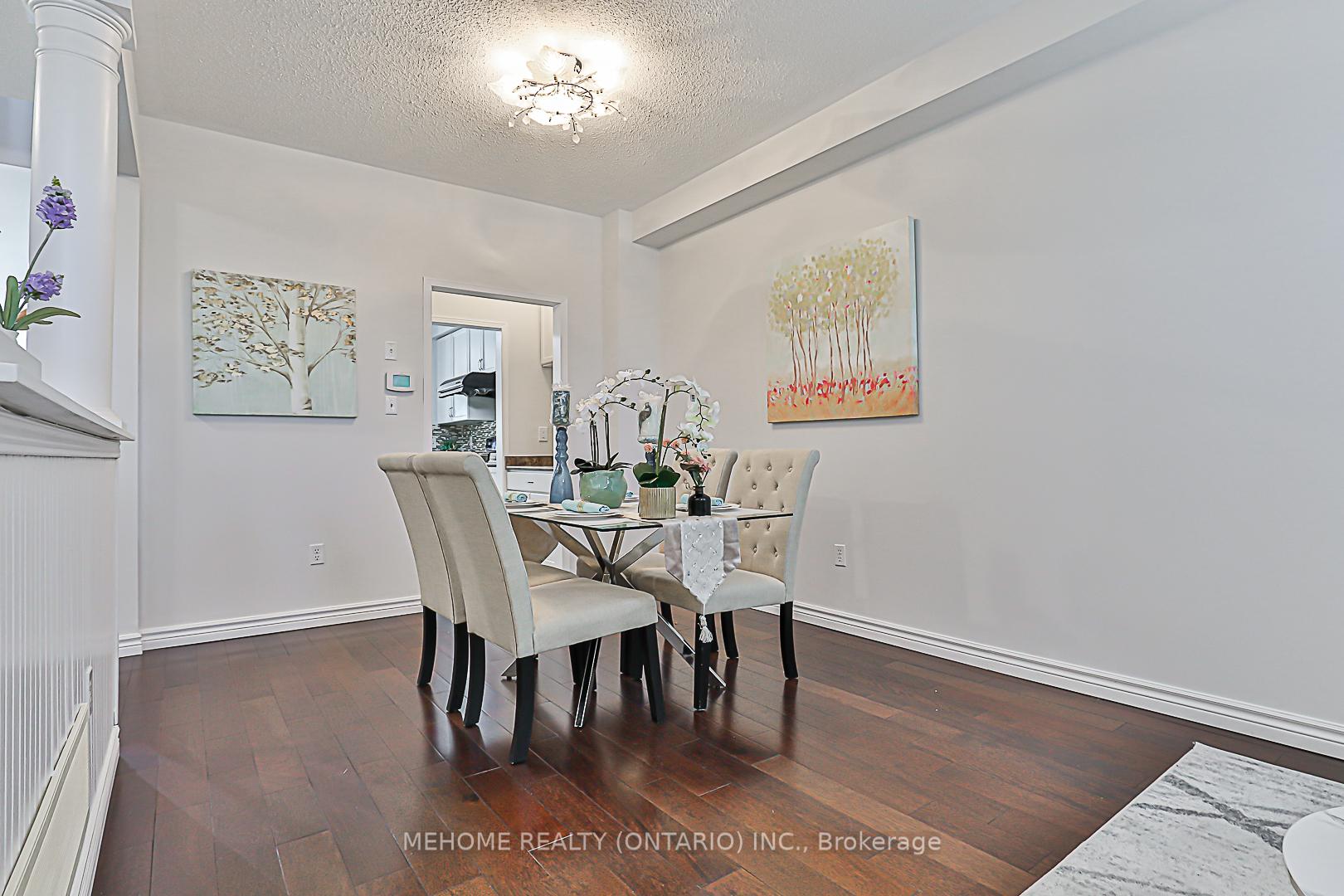 Photo 8 of 48 Pike Lane, Markham, Cornell — HOMEH