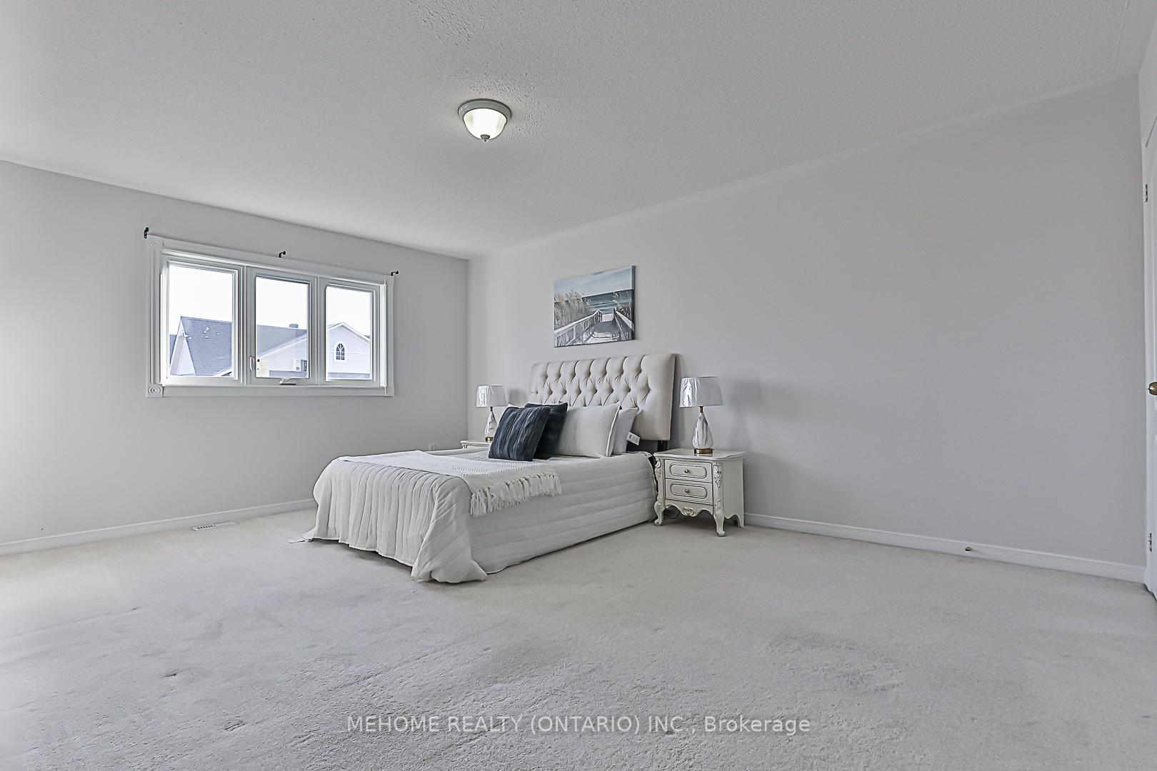 Photo 27 of 48 Pike Lane, Markham, Cornell — HOMEH