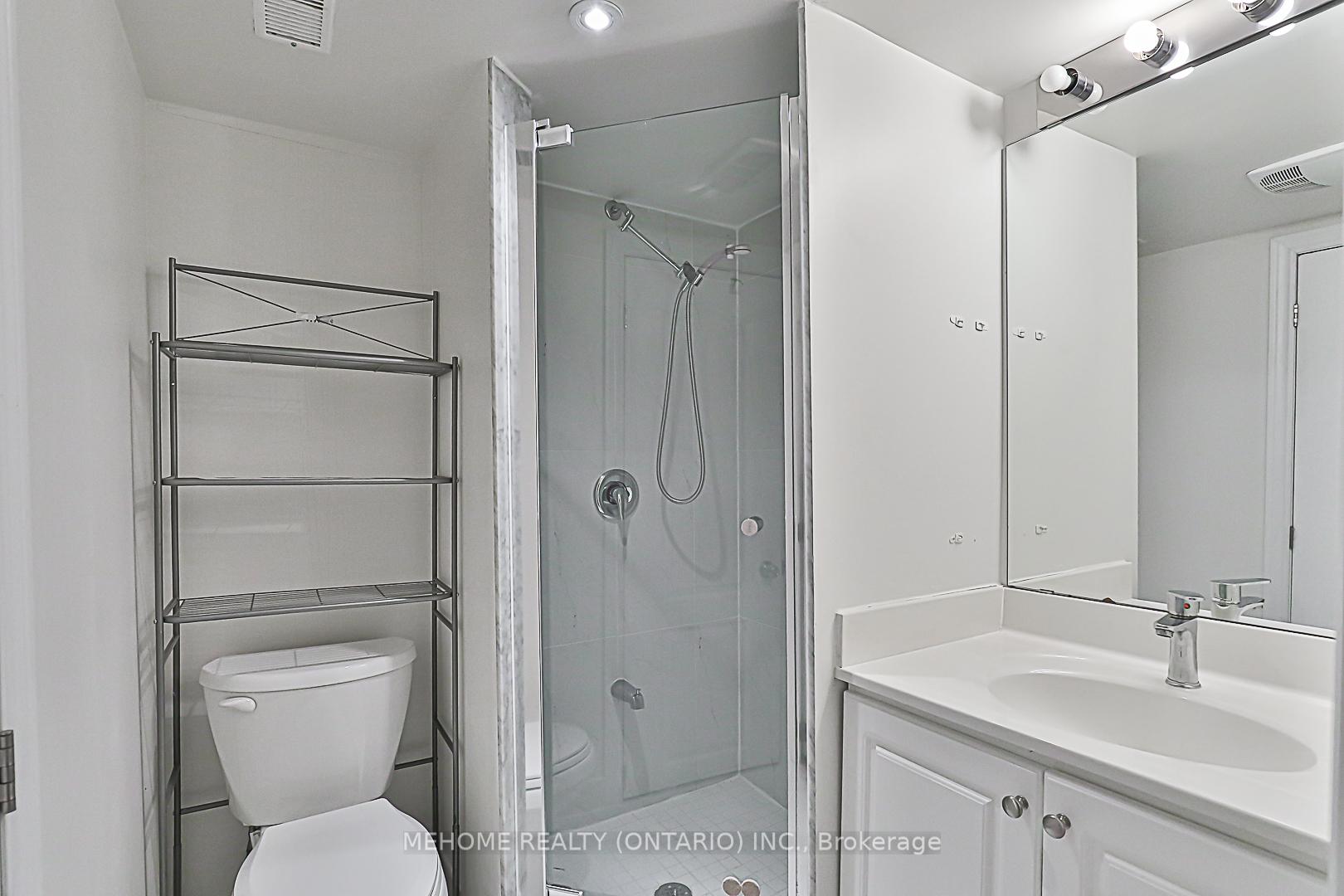 Photo 37 of 48 Pike Lane, Markham, Cornell — HOMEH