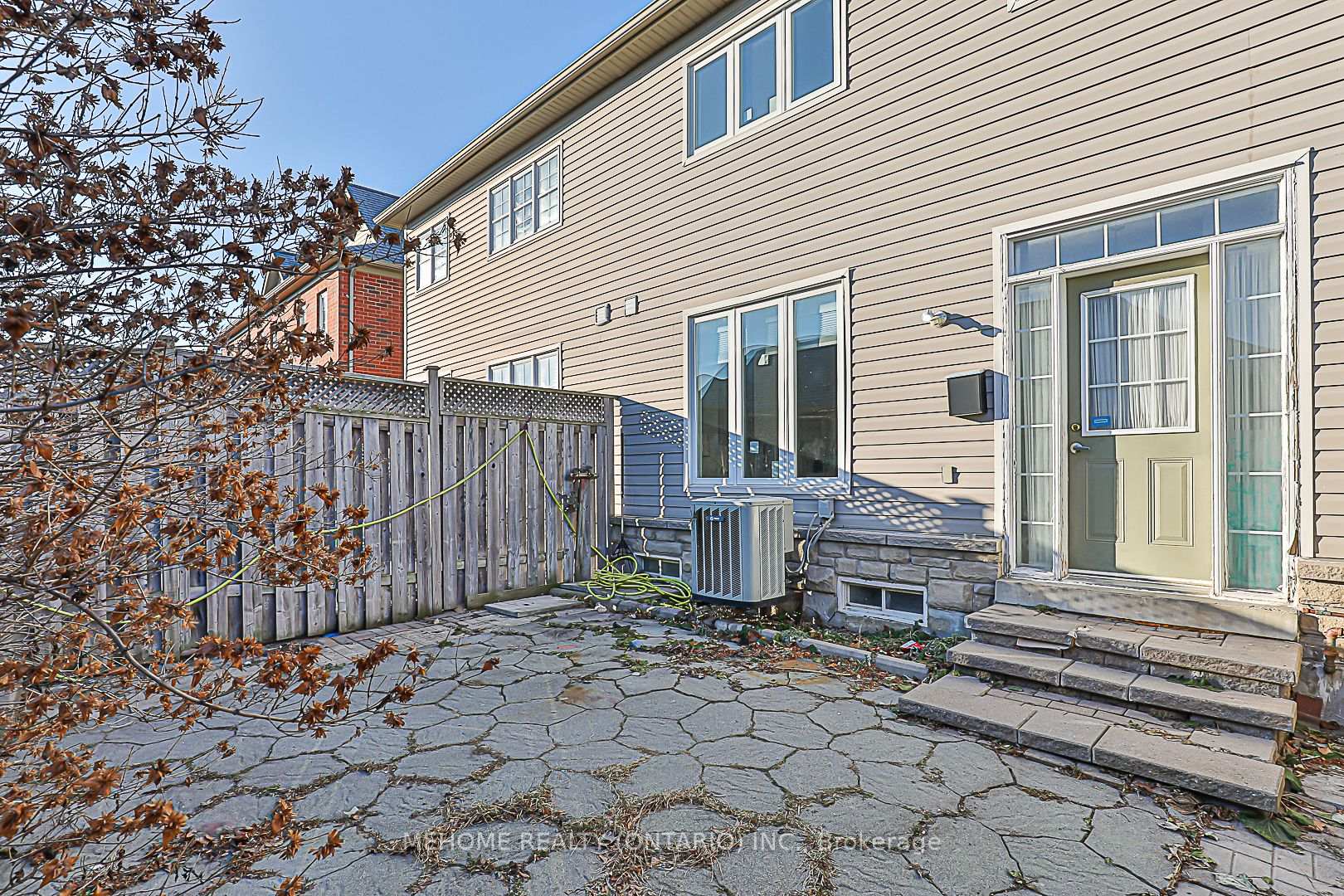 Photo 39 of 48 Pike Lane, Markham, Cornell — HOMEH