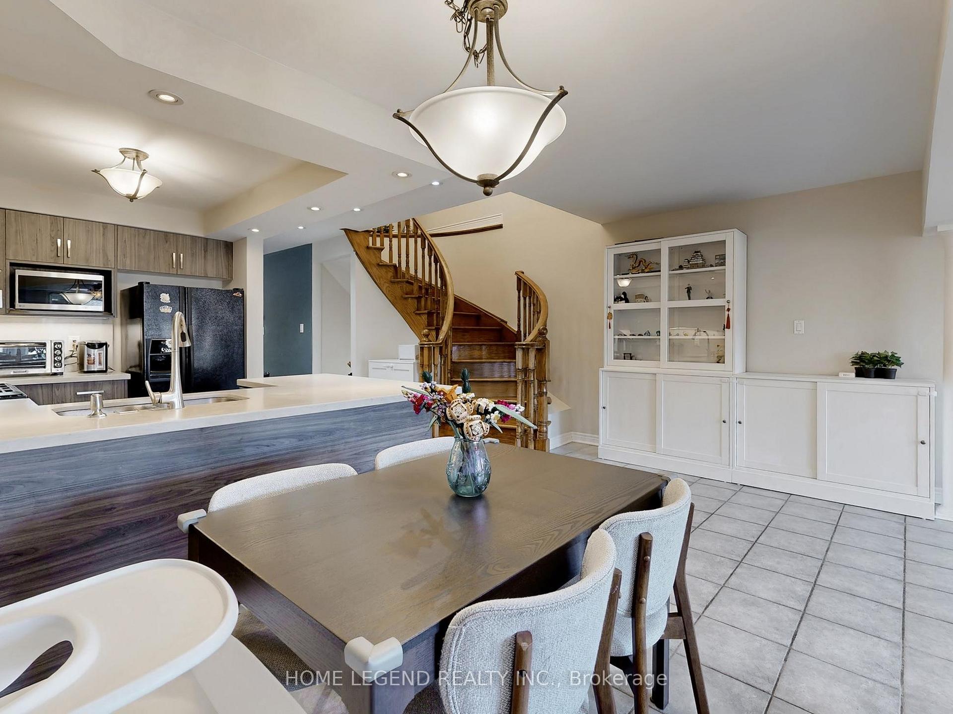Photo 13 of 15 Melia Lane, Vaughan, Vellore Village — HOMEH