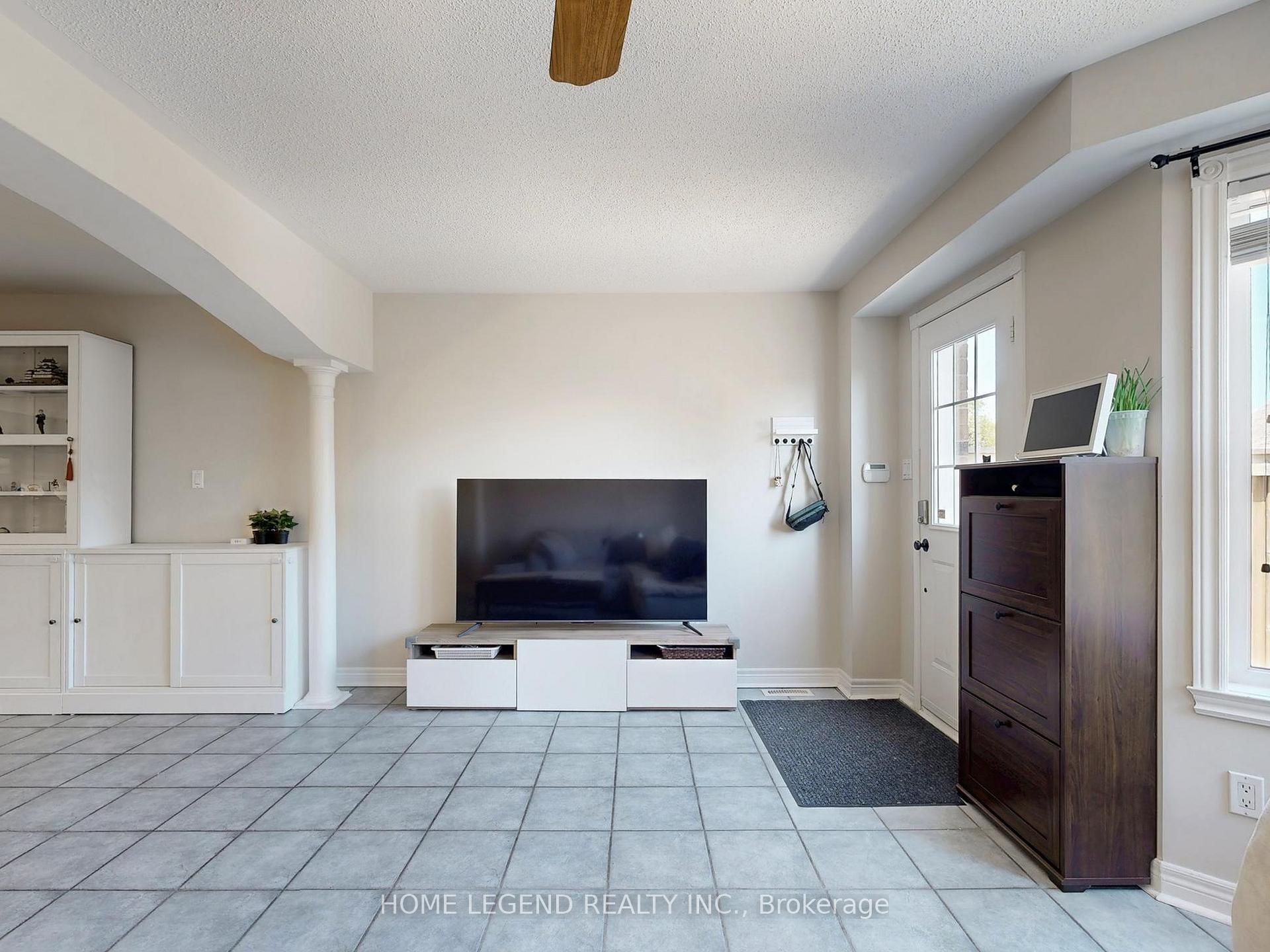 Photo 16 of 15 Melia Lane, Vaughan, Vellore Village — HOMEH
