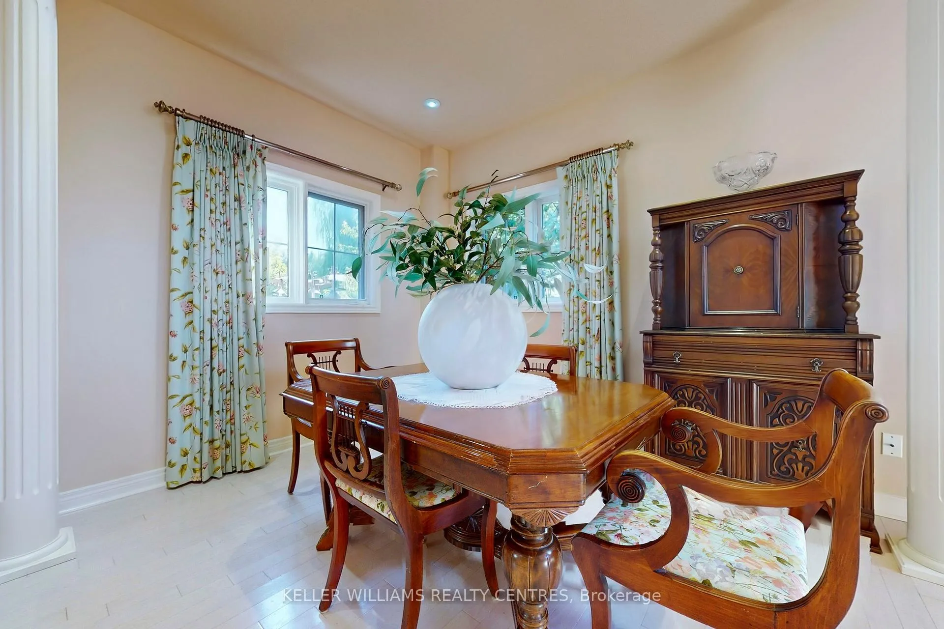 Photo 10 of 19 Stemmle Drive, Aurora, Aurora Highlands — HOMEH