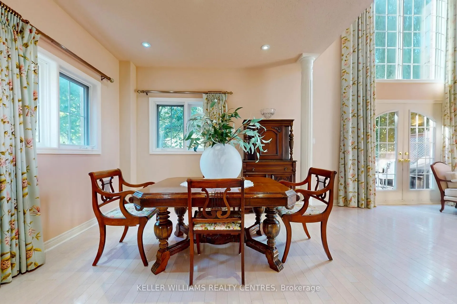 Photo 11 of 19 Stemmle Drive, Aurora, Aurora Highlands — HOMEH